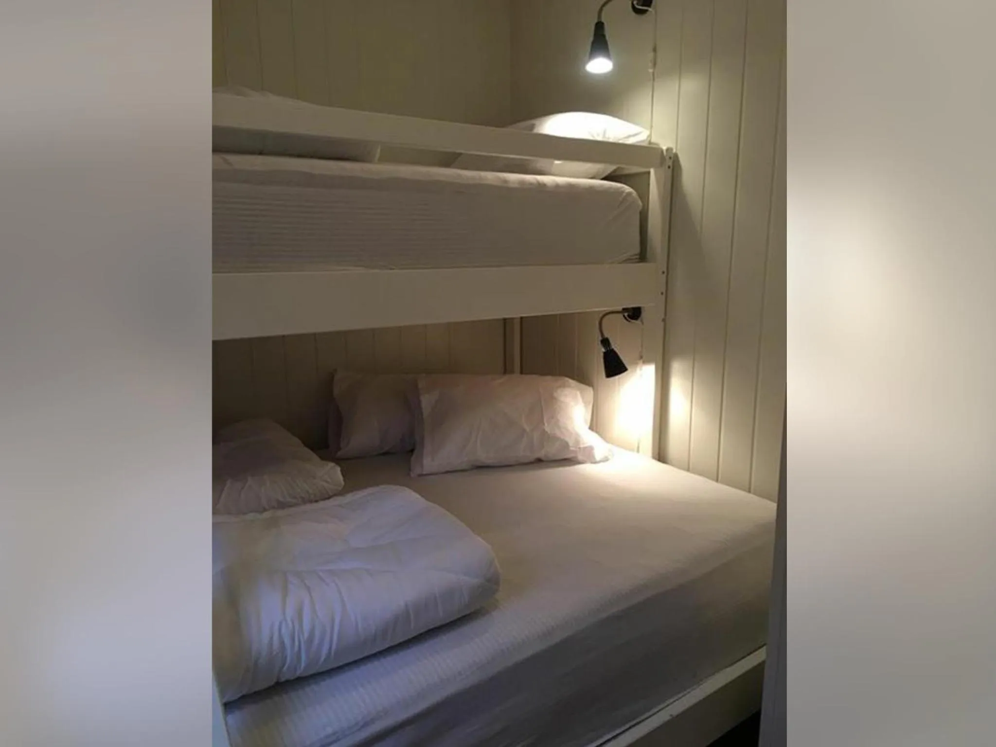 Bed in Vestby Hotell & Gjestegaard AS