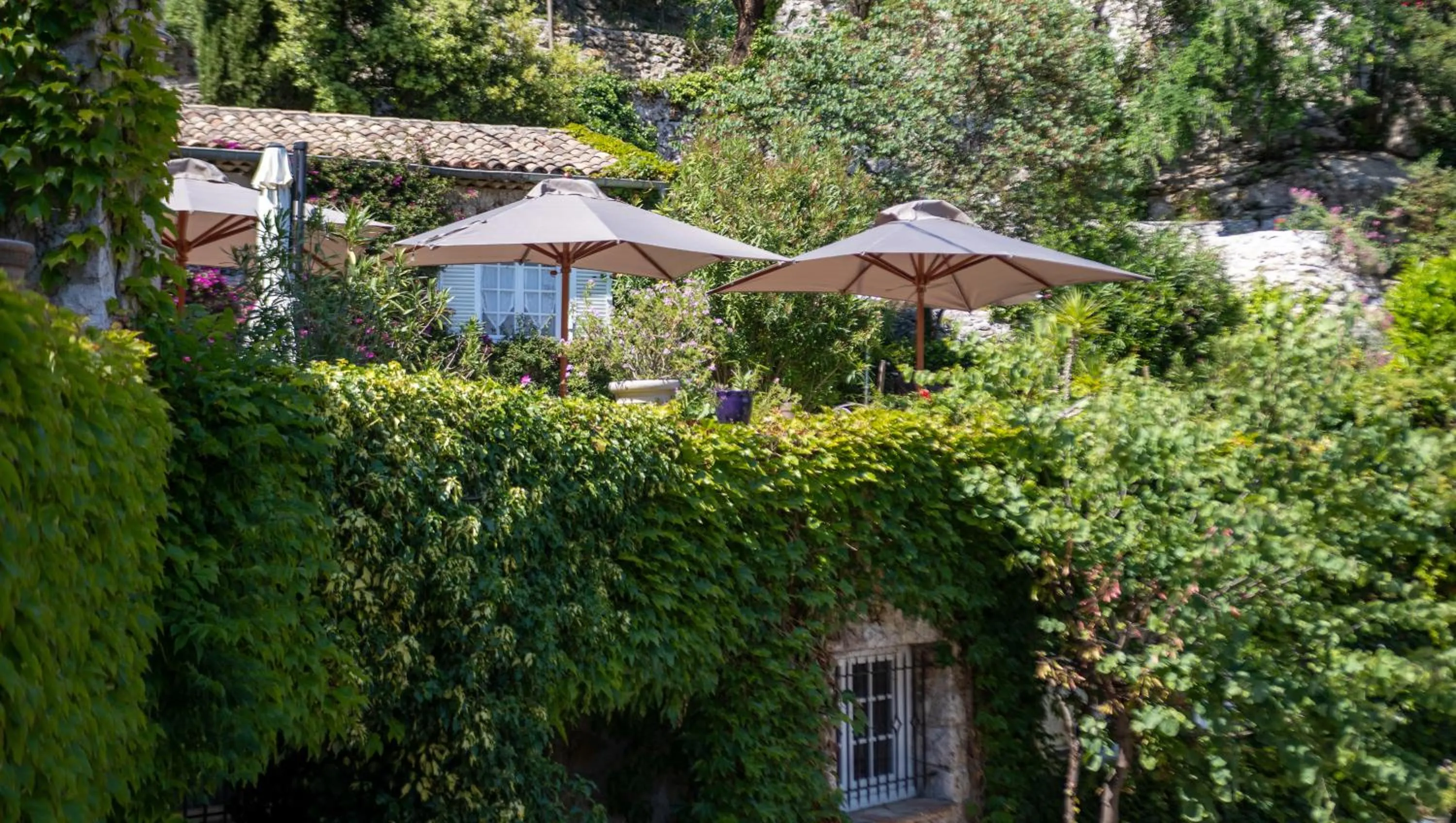 Patio in Le Mazet de Tourrettes
