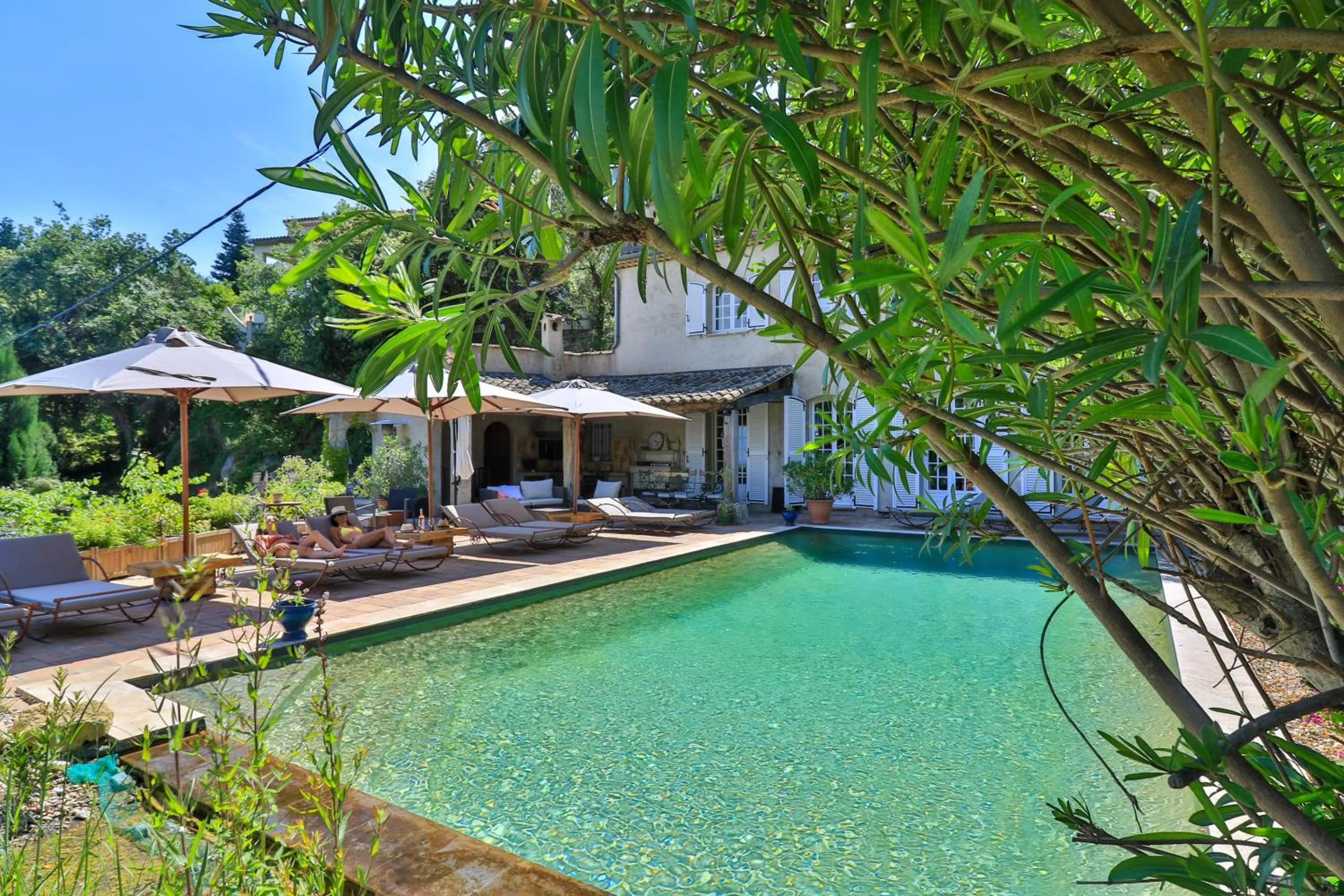 Patio in Le Mazet de Tourrettes