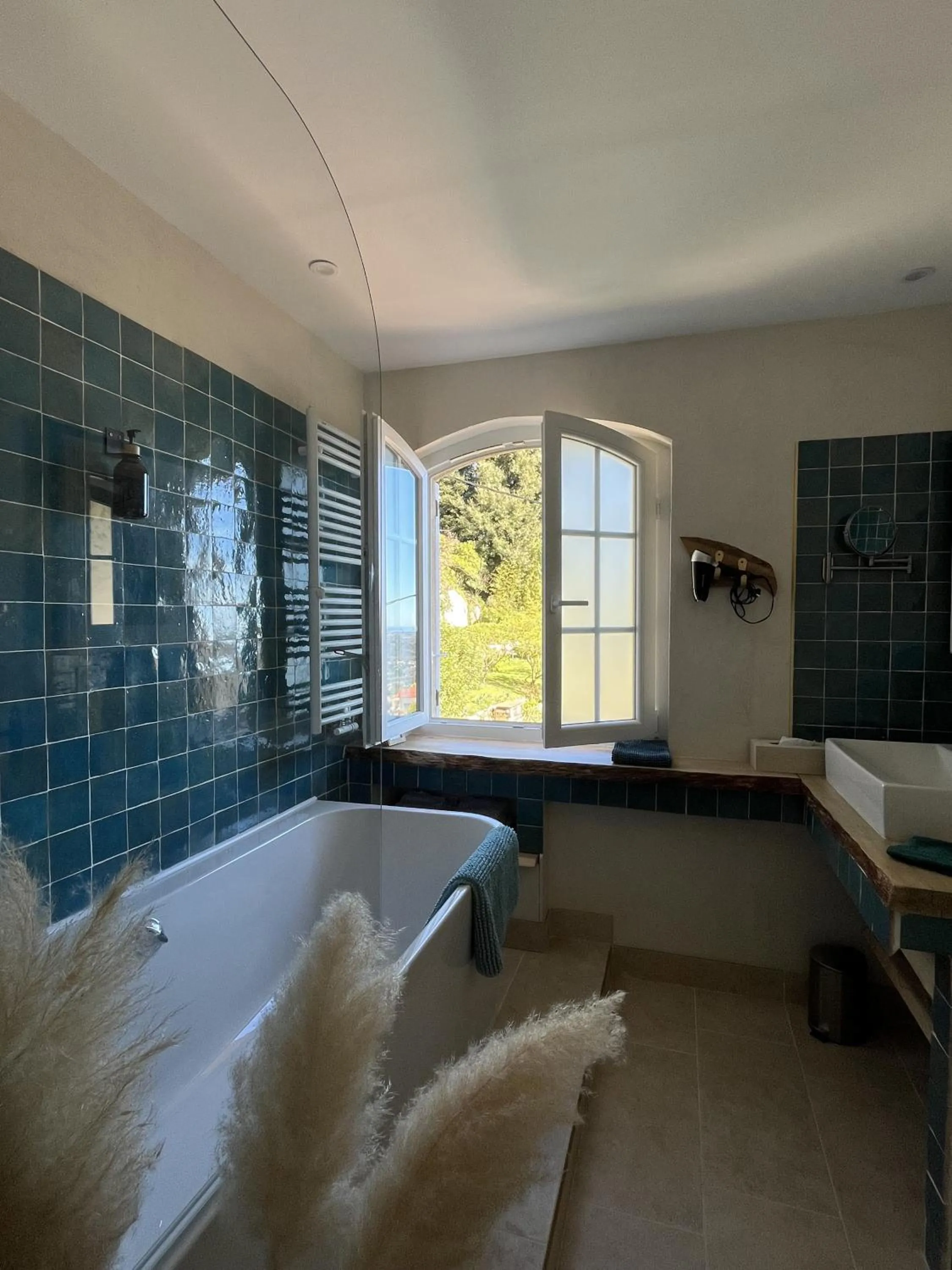 Bedroom, Bed in Le Mazet de Tourrettes