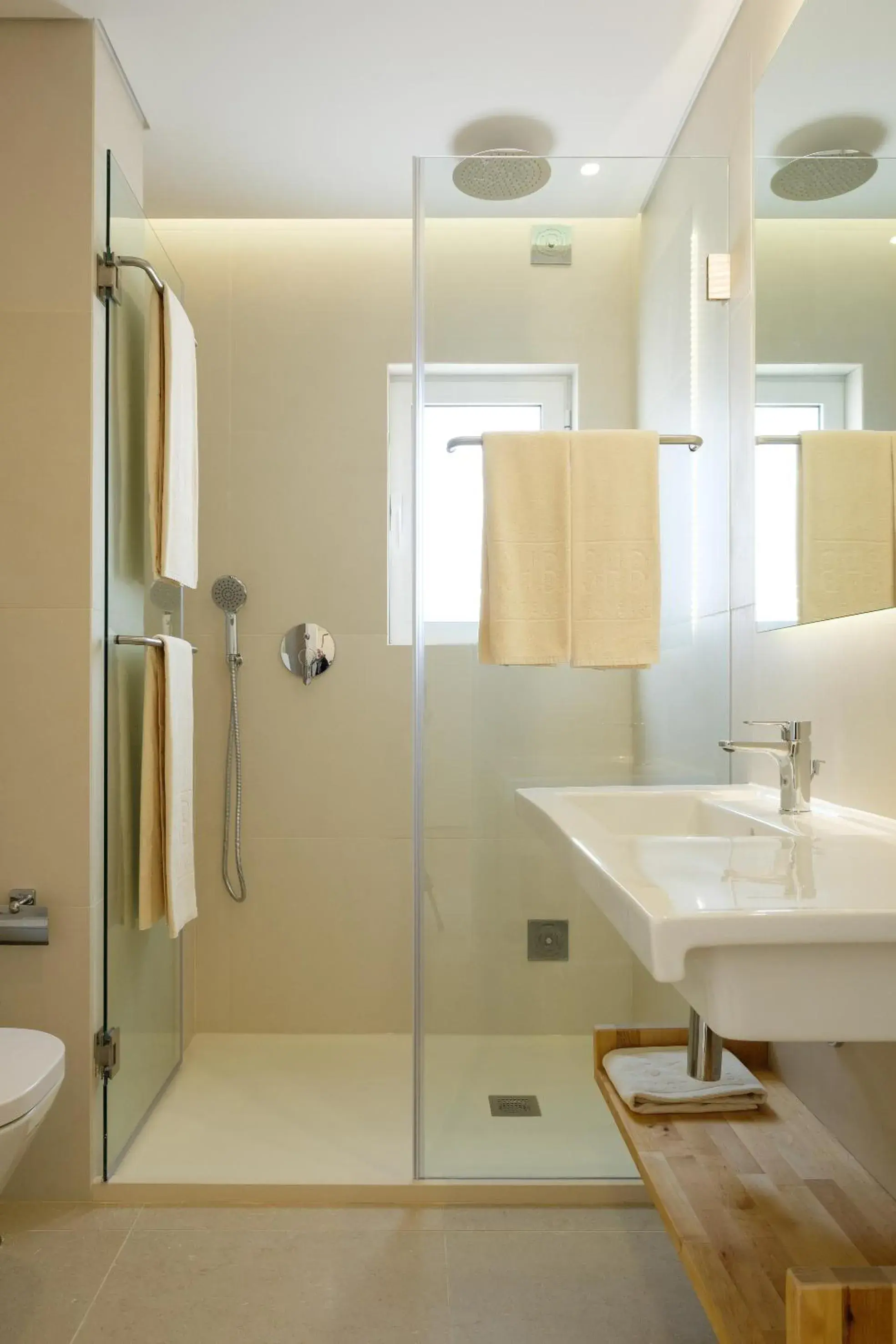 Bathroom in 3HB Falésia Garden Bathroom in 3HB Falésia Garden