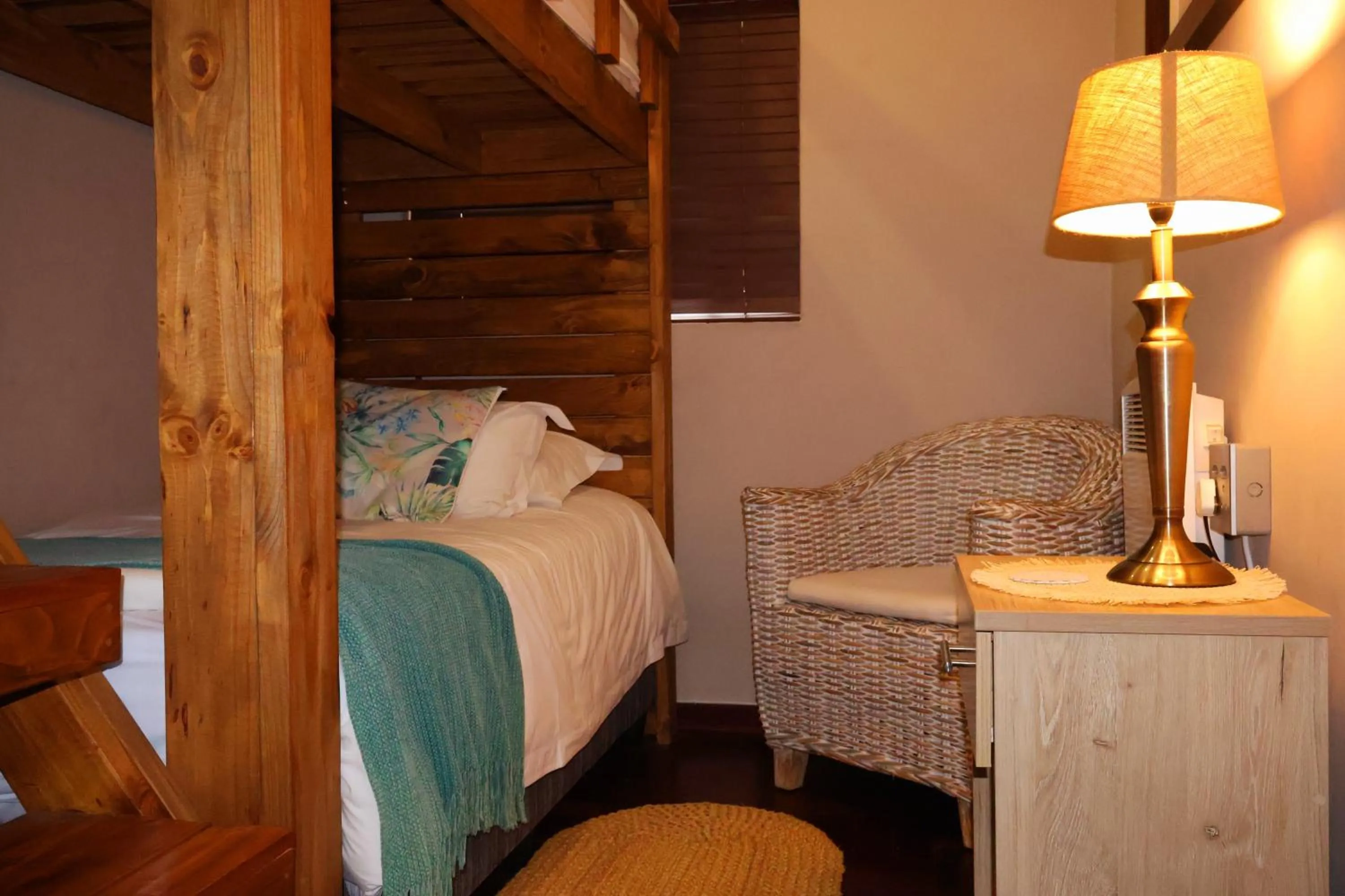 Bed in The Leopard Tree