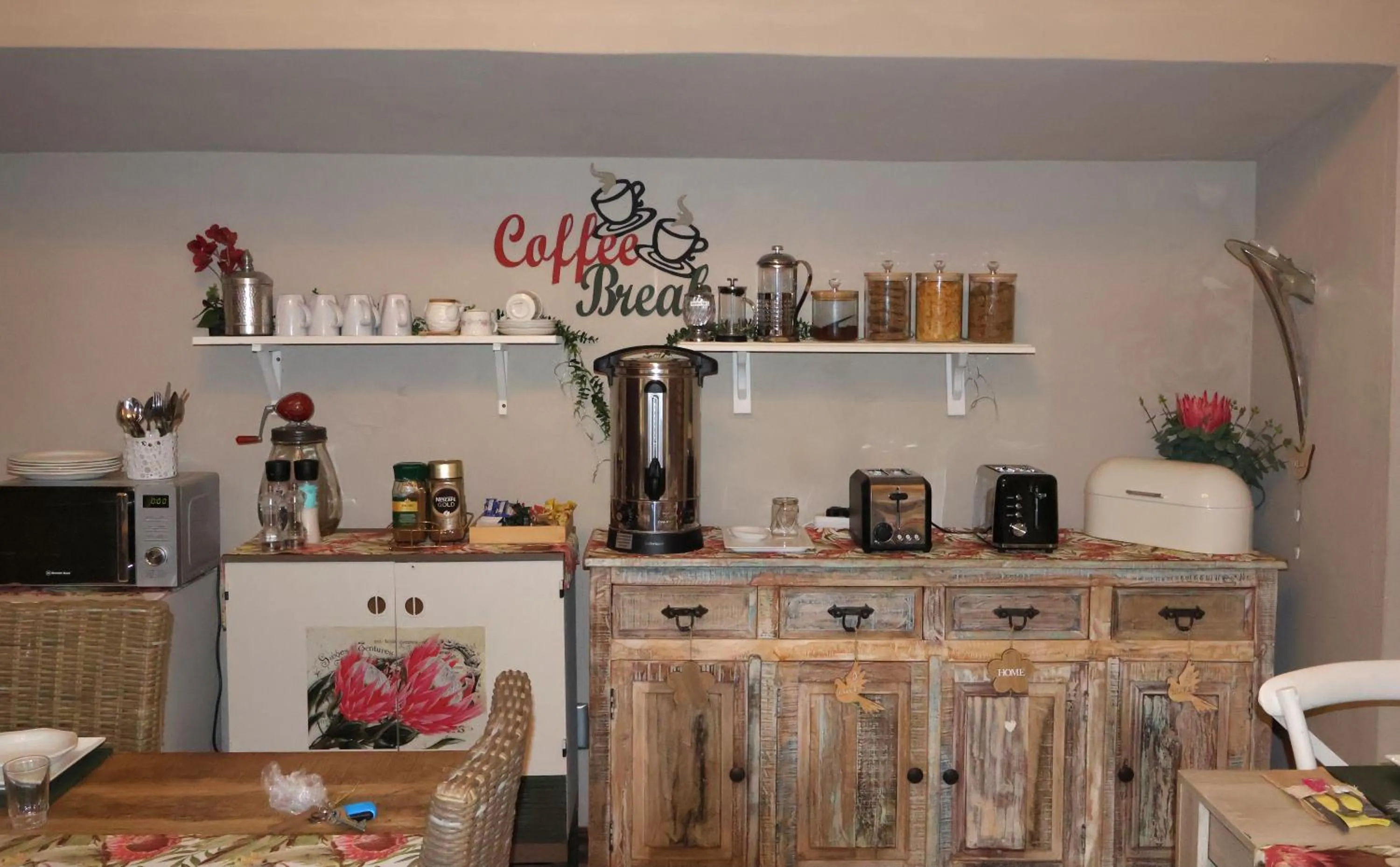 Coffee/tea facilities in The Leopard Tree