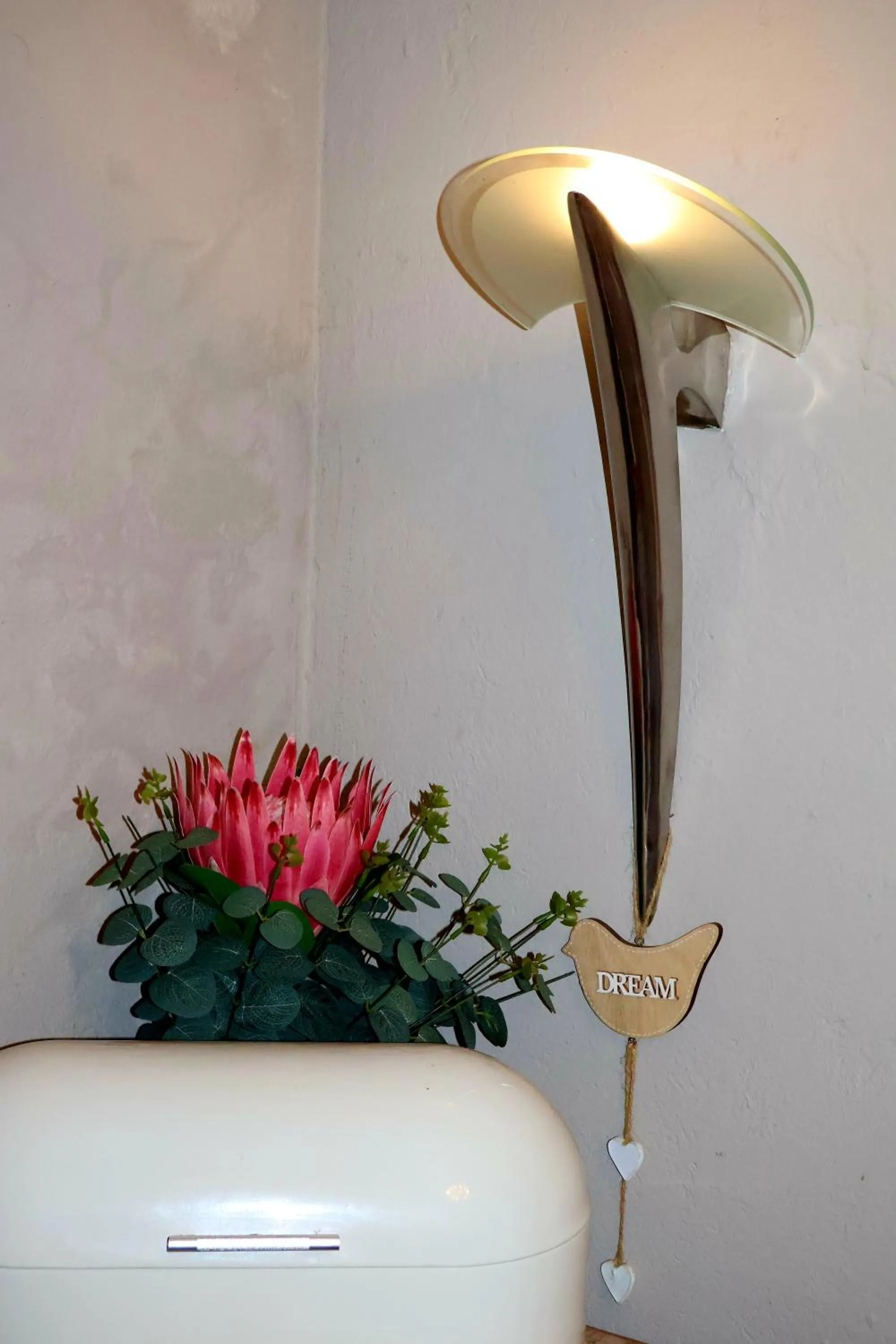 Decorative detail in The Leopard Tree