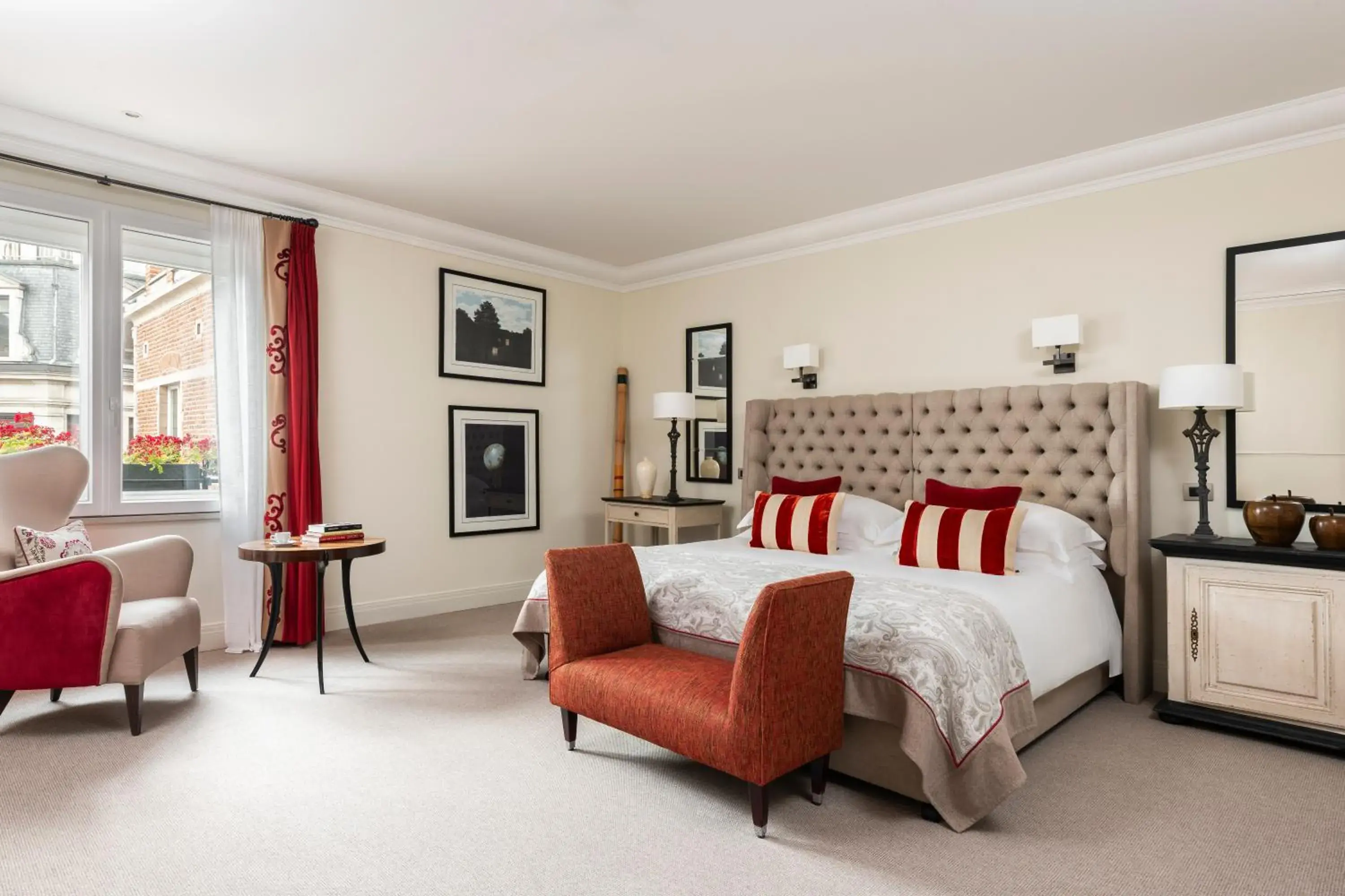 Bedroom, Bed in Hotel Amigo, a Rocco Forte Hotel Bedroom, Bed in Hotel Amigo, a Rocco Forte Hotel