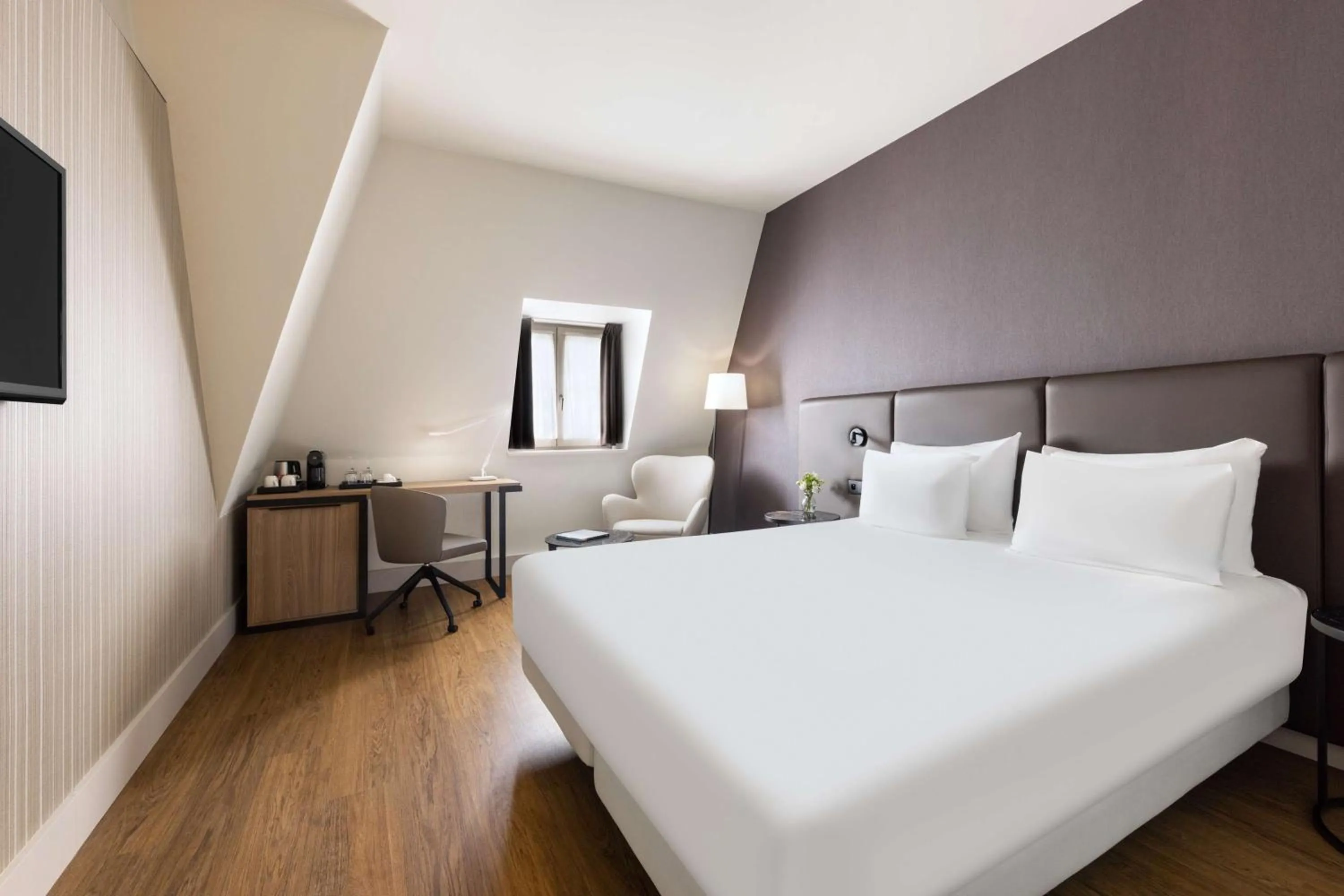 Bedroom, Bed in NH Brussels Carrefour de L’Europe