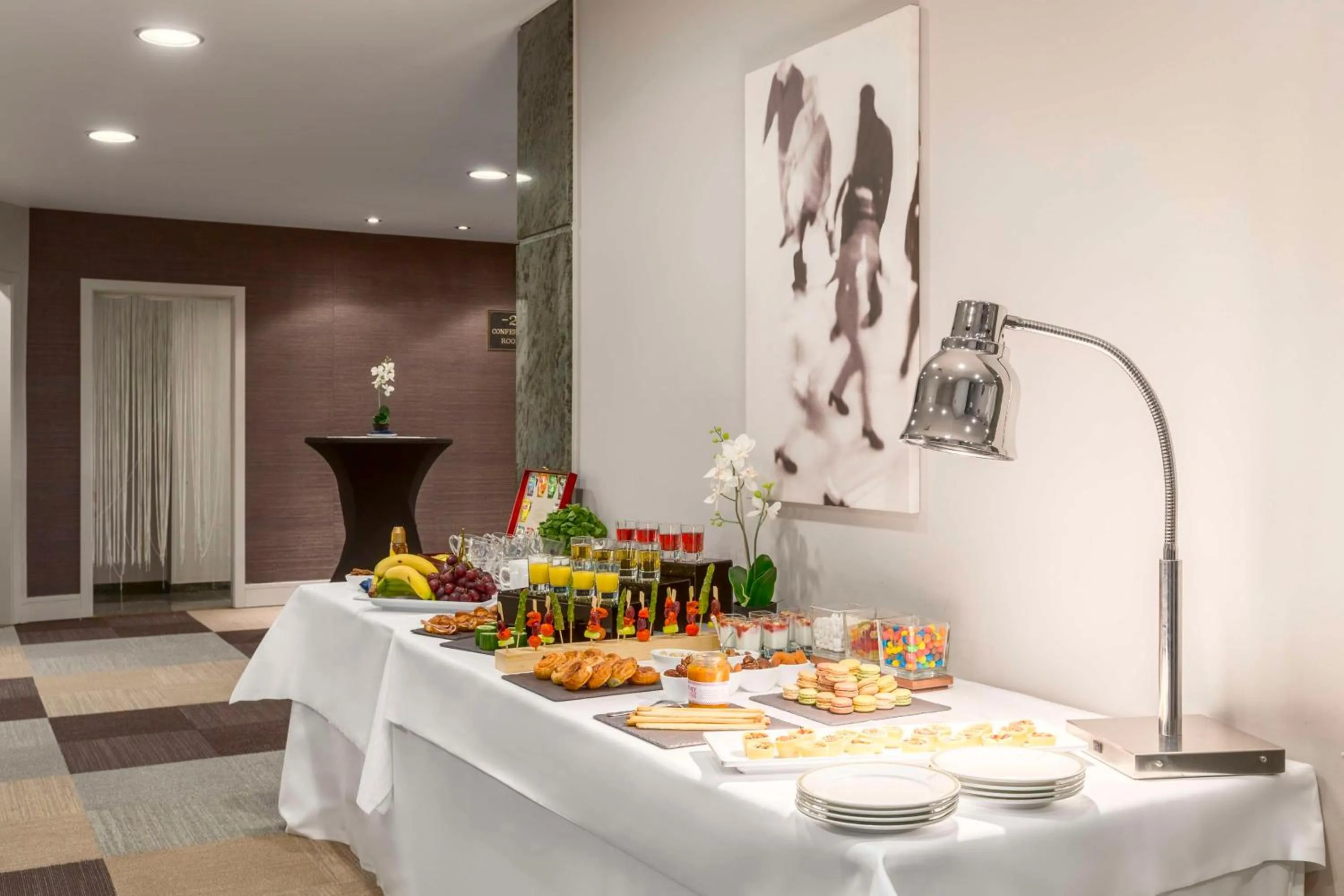 Food and drinks in NH Brussels Carrefour de L’Europe