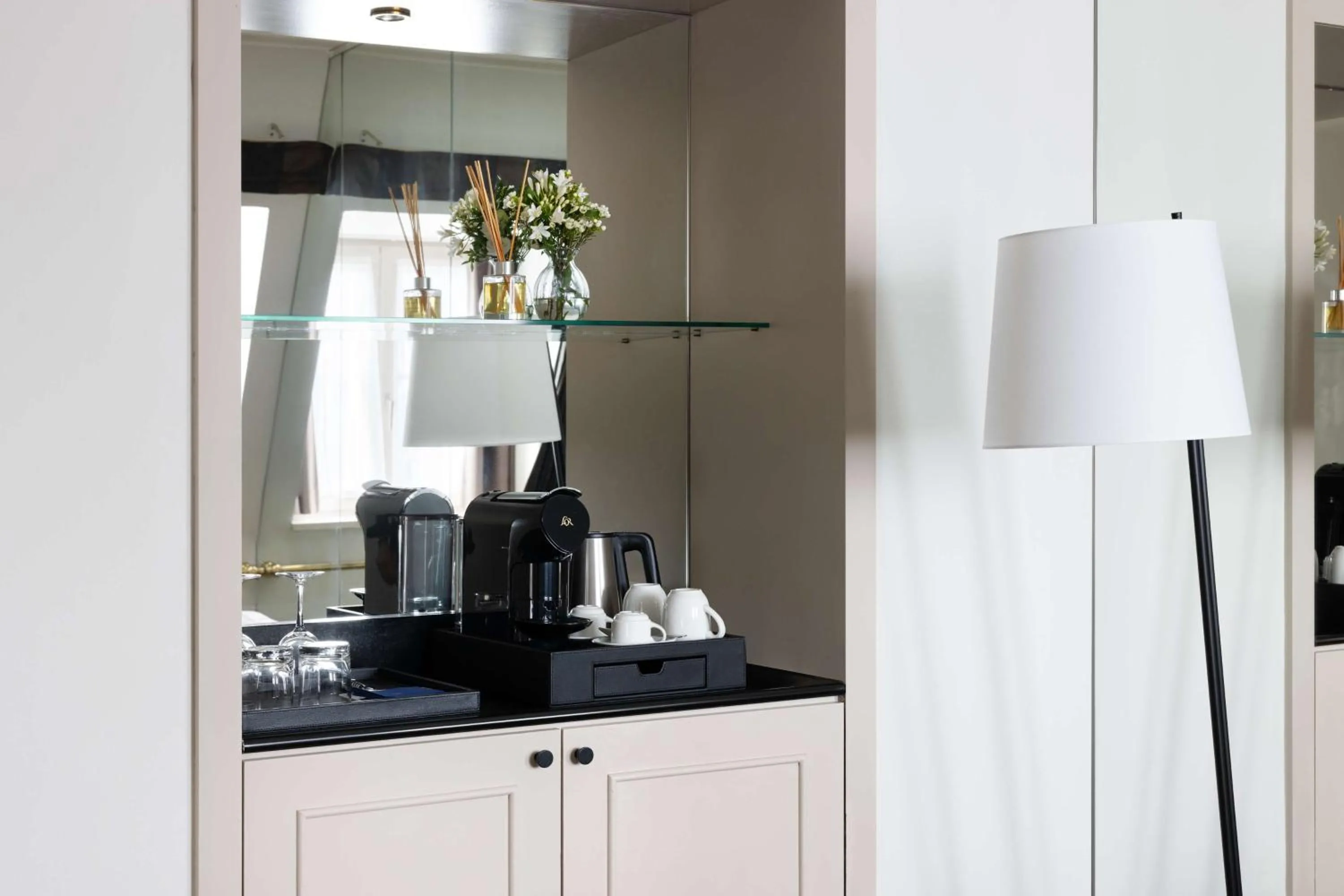 Photo of the whole room in NH Brussels Carrefour de L’Europe