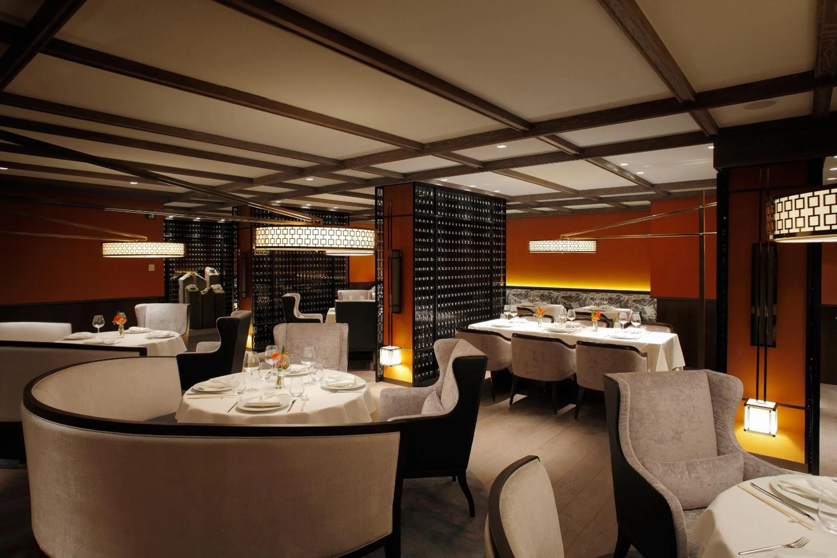Restaurant/places to eat in Tangla Hotel Brussels