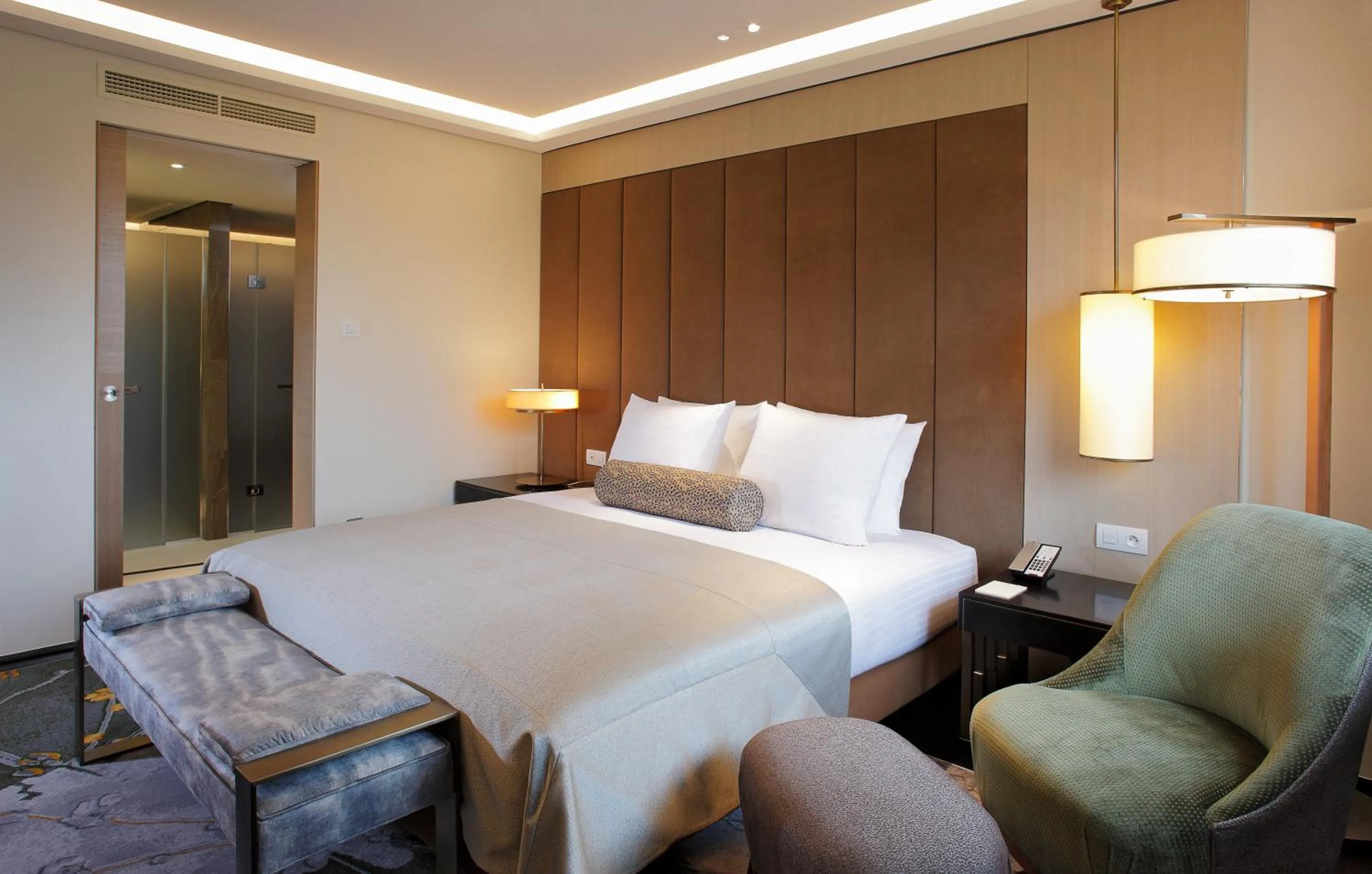 Bedroom, Bed in Tangla Hotel Brussels