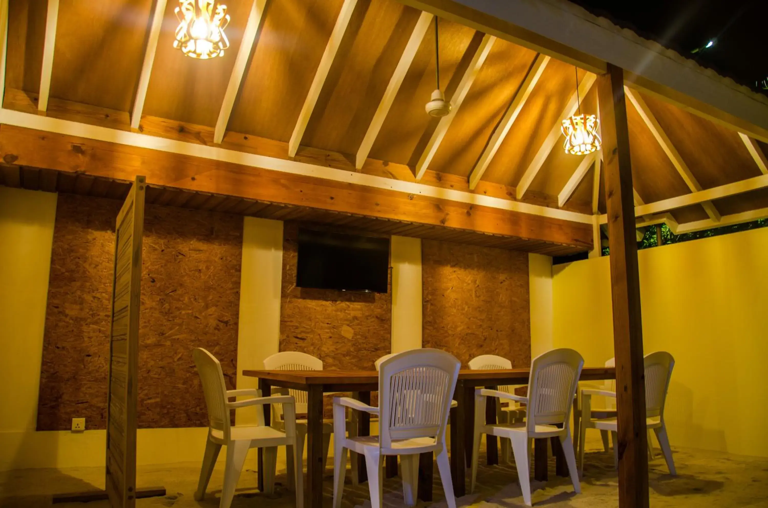 Restaurant/places to eat in Holiday Garden Rasdhoo Restaurant/places to eat in Holiday Garden Rasdhoo