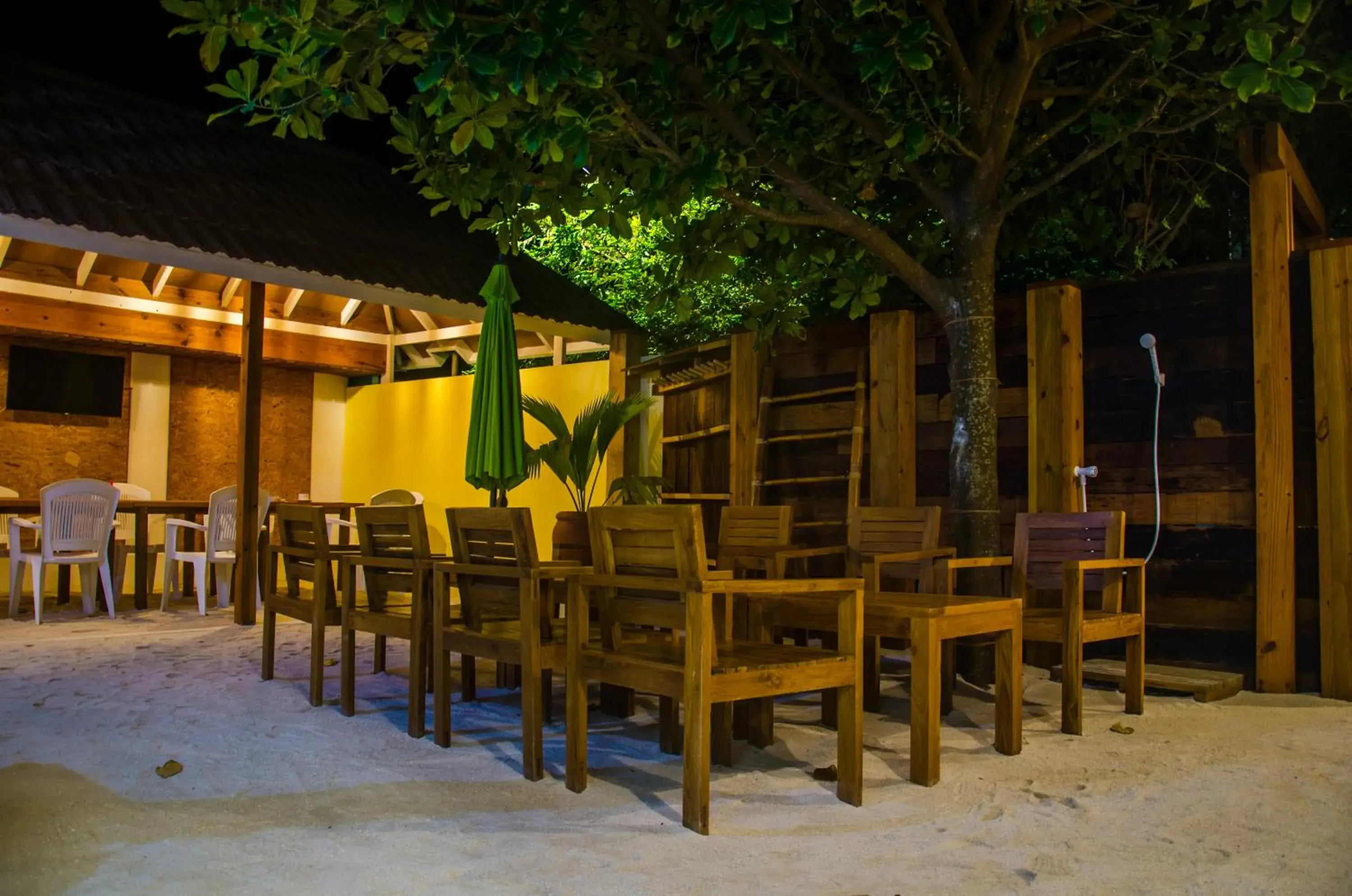 Restaurant/places to eat in Holiday Garden Rasdhoo Restaurant/places to eat in Holiday Garden Rasdhoo