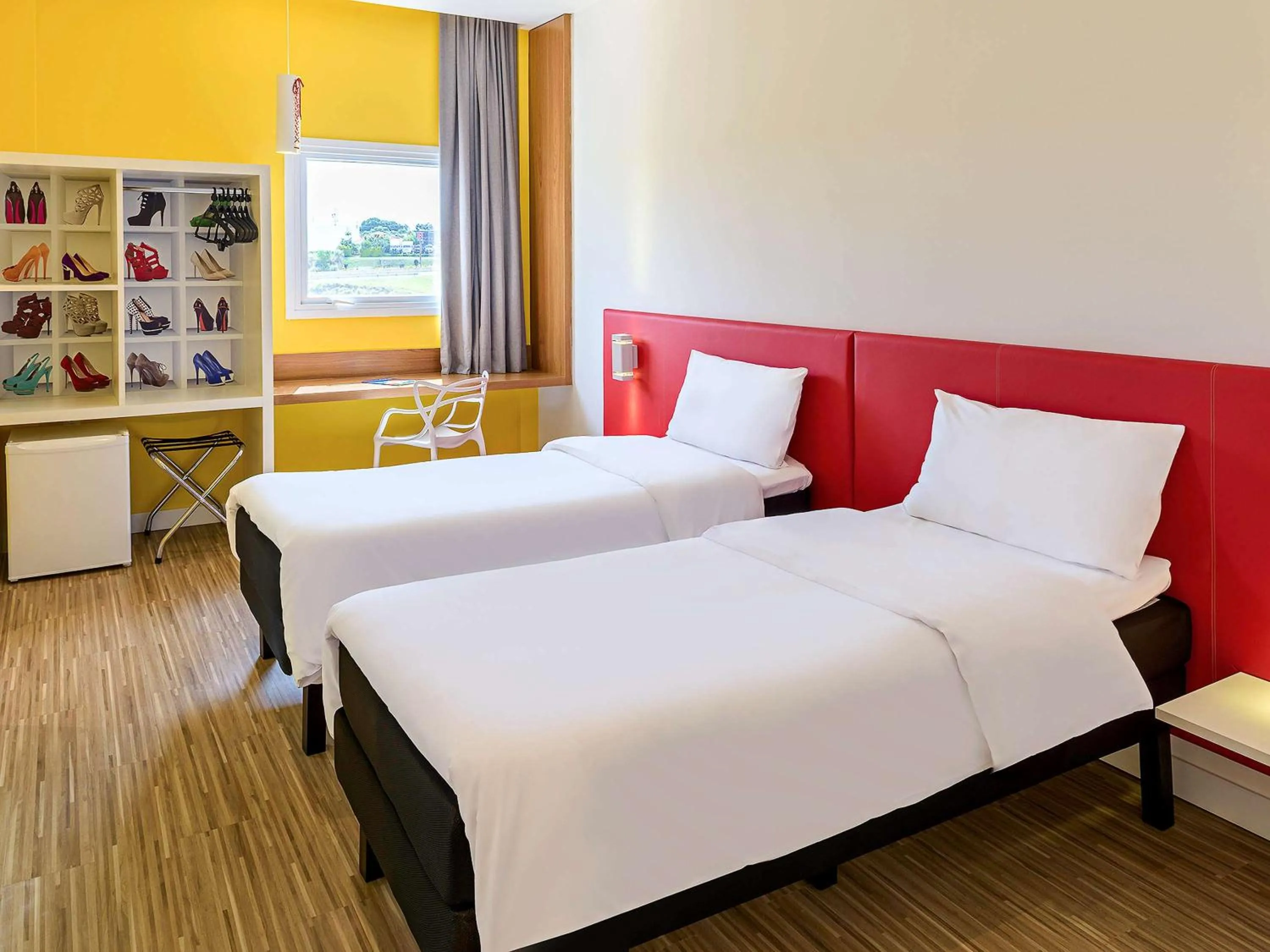Photo of the whole room, Bed in ibis Styles Birigui