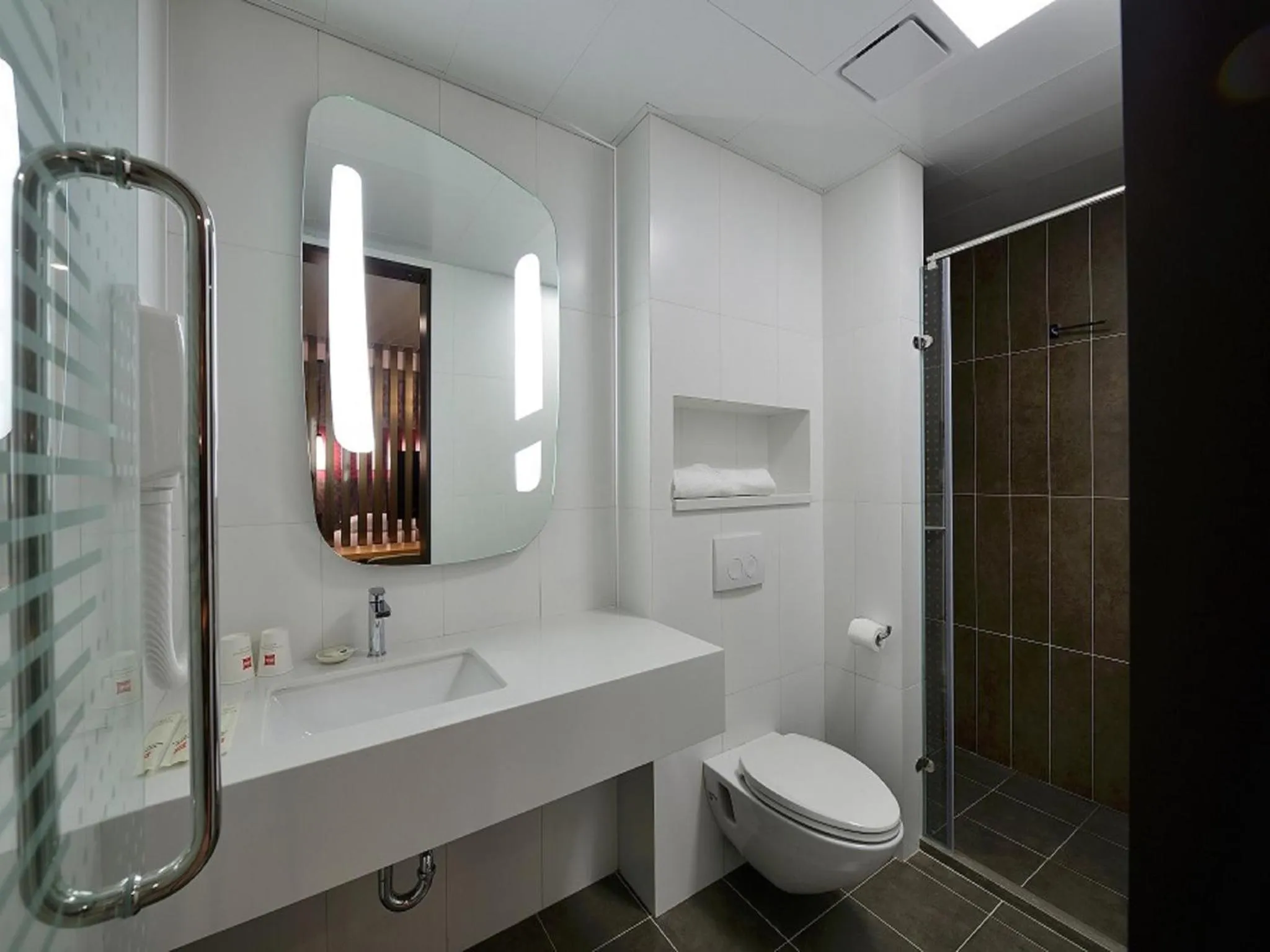 Bathroom in Ibis Shanghai New Hongqiao