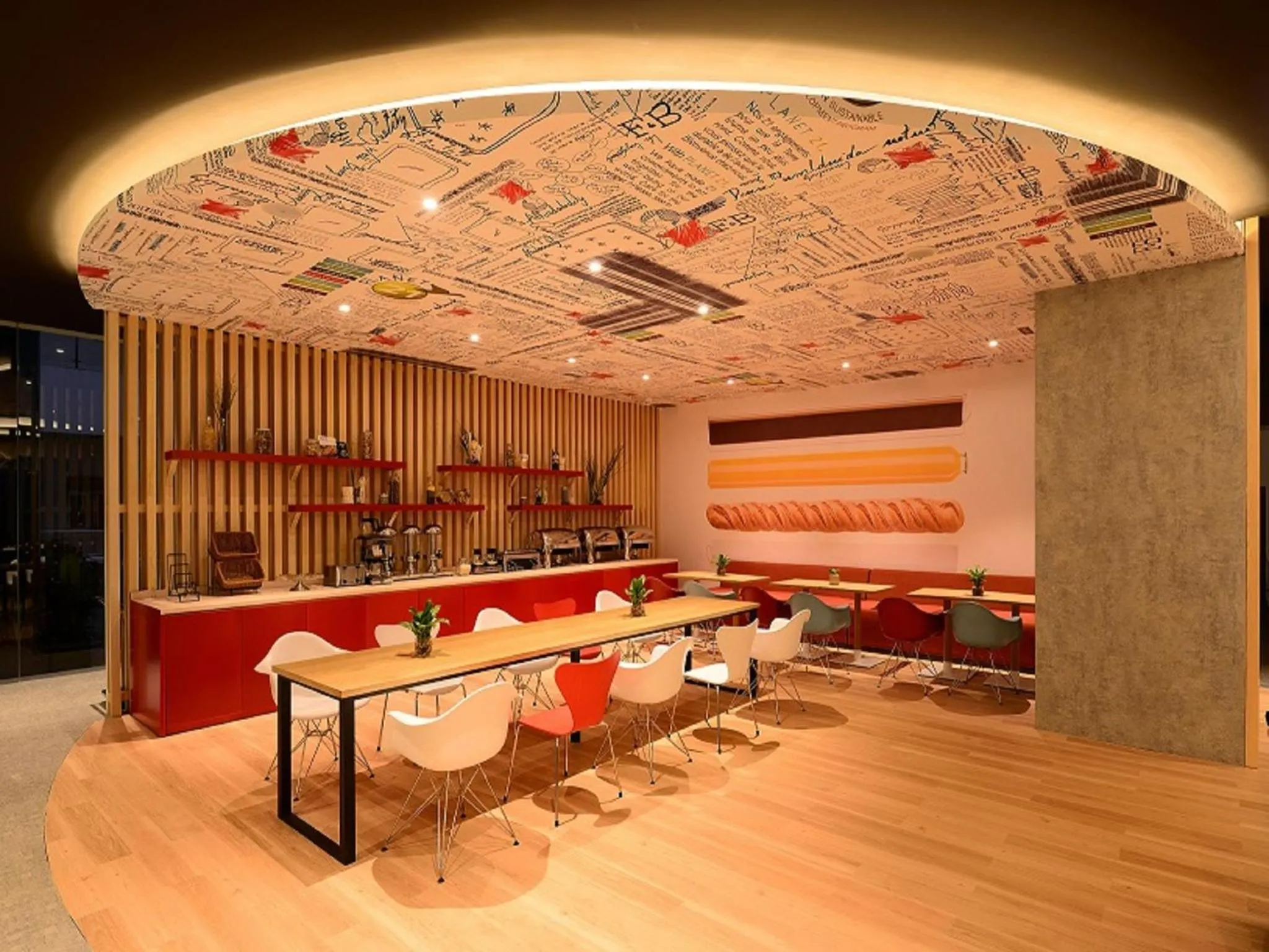 Restaurant/places to eat in Ibis Shanghai New Hongqiao