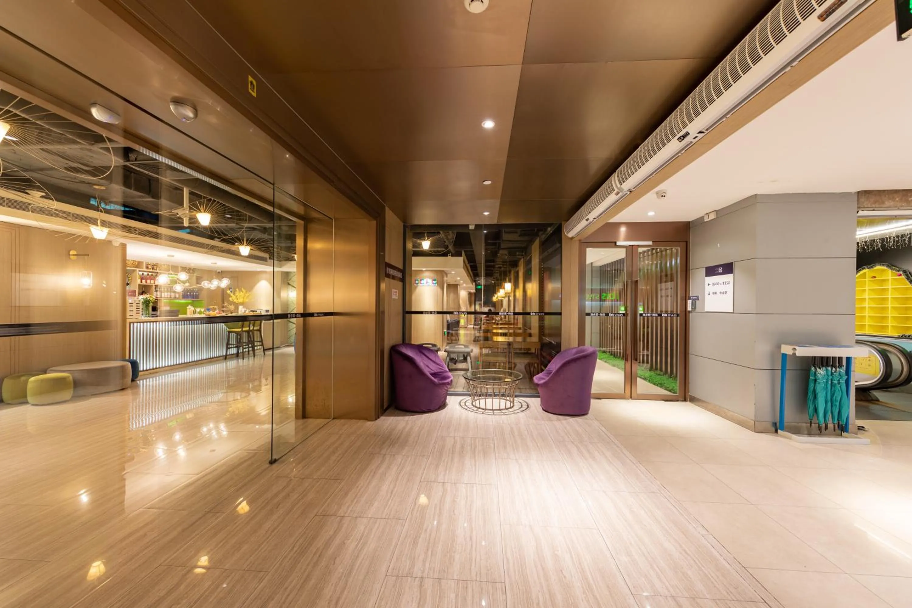 Lobby or reception, Bed in Ibis Styles XM Zhongshan Hotel