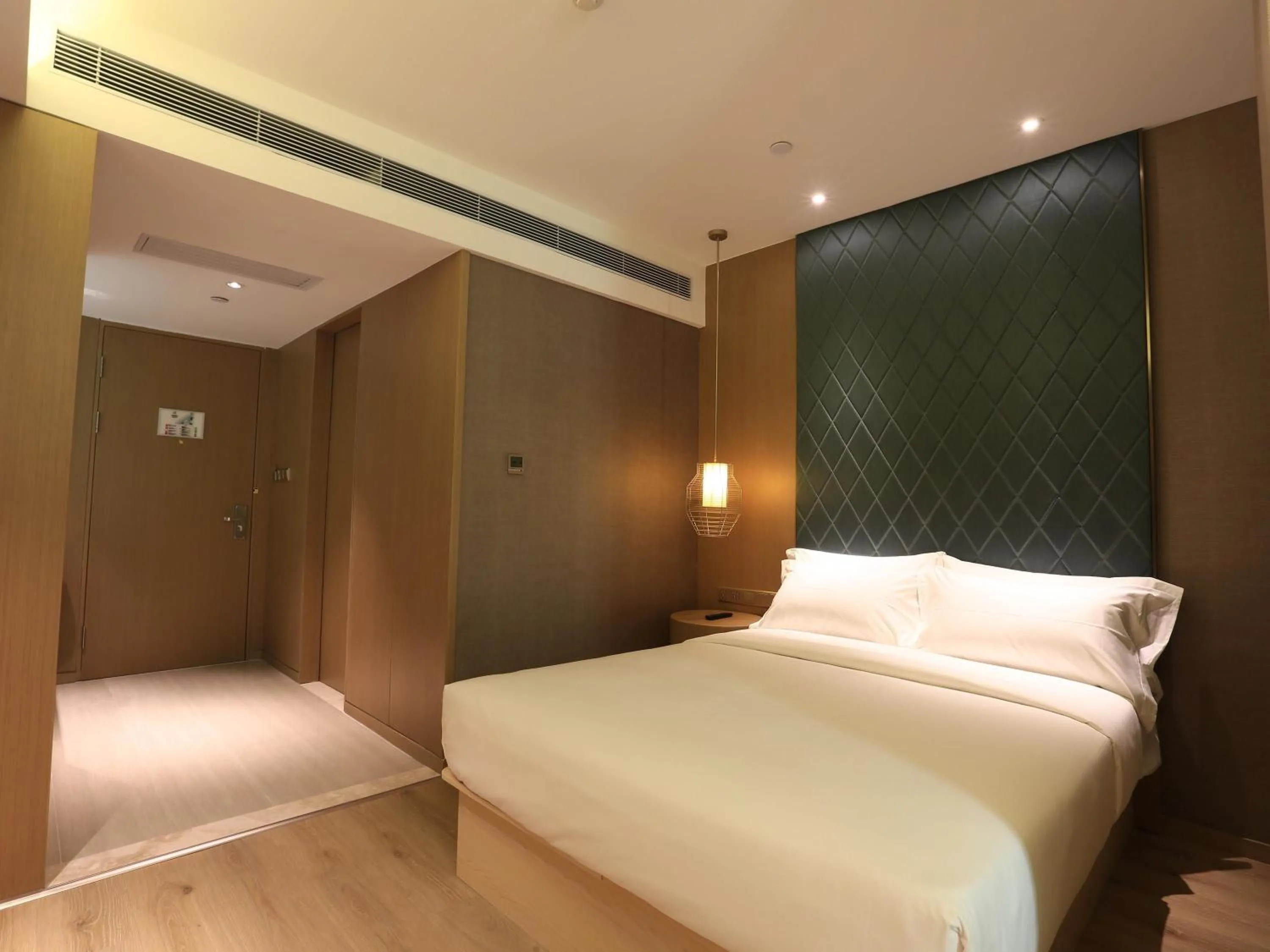 Bedroom, Bed in Ibis Styles XM Zhongshan Hotel