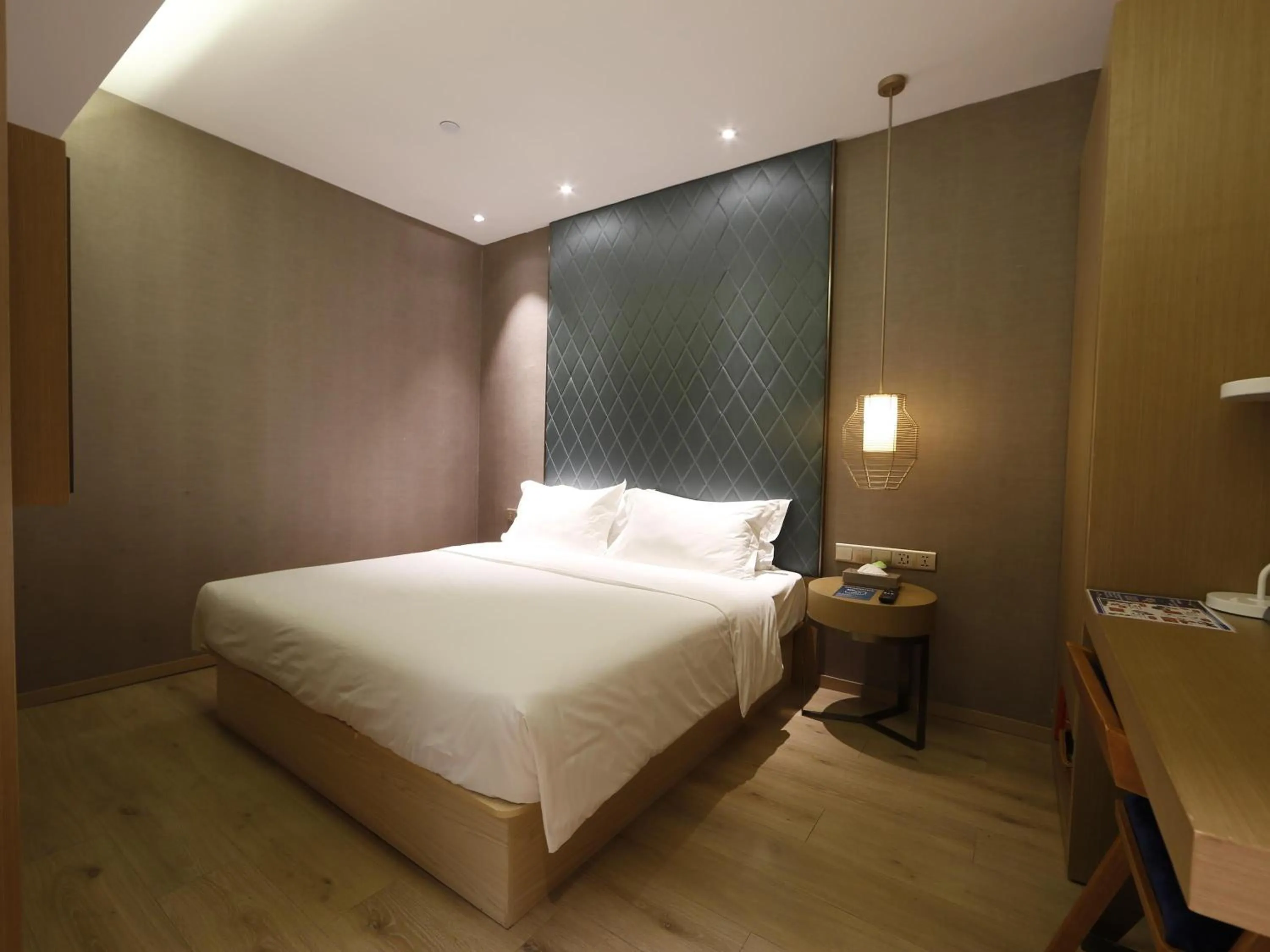 Bedroom, Bed in Ibis Styles XM Zhongshan Hotel
