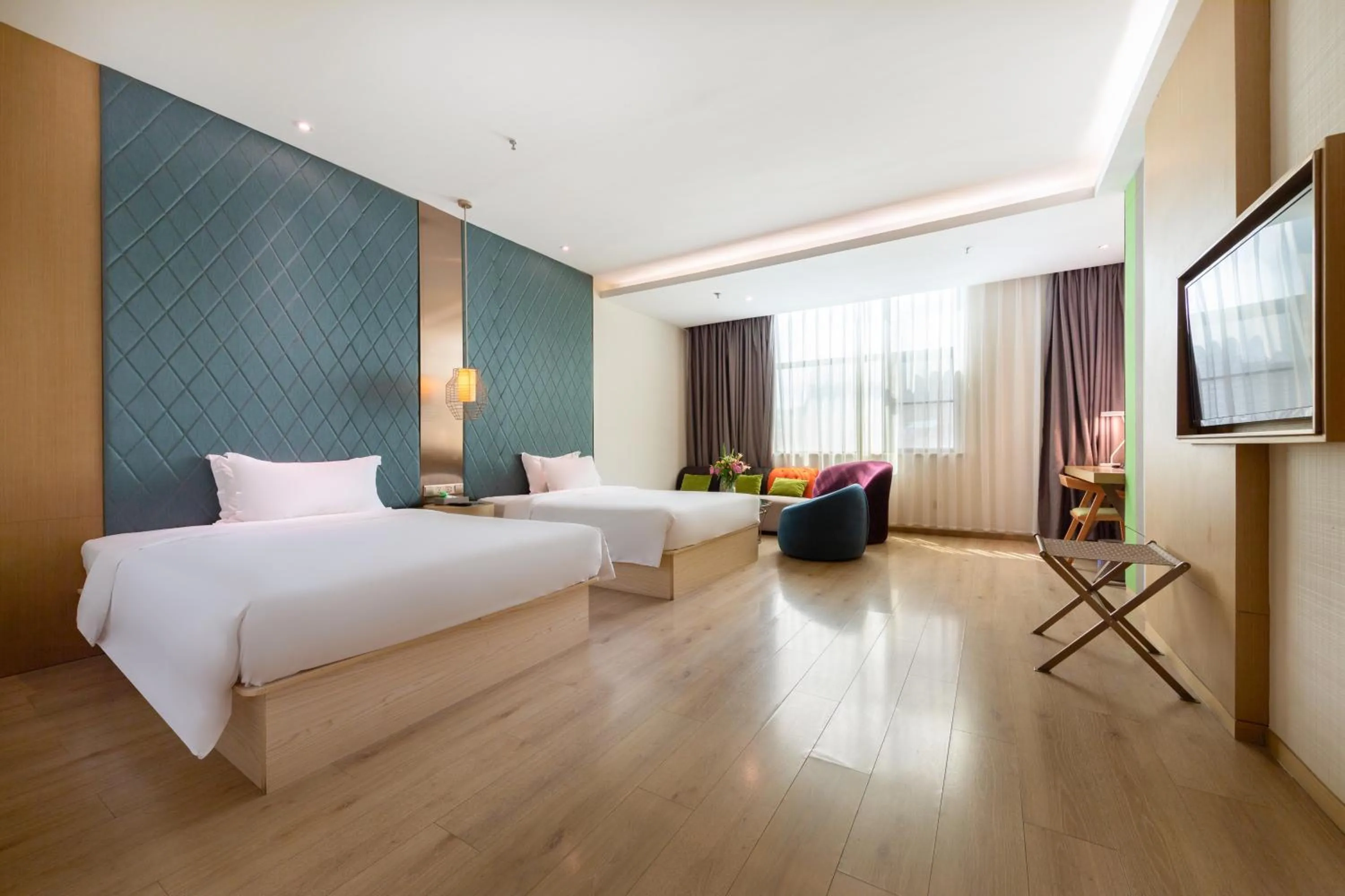 Property logo or sign, Bed in Ibis Styles XM Zhongshan Hotel