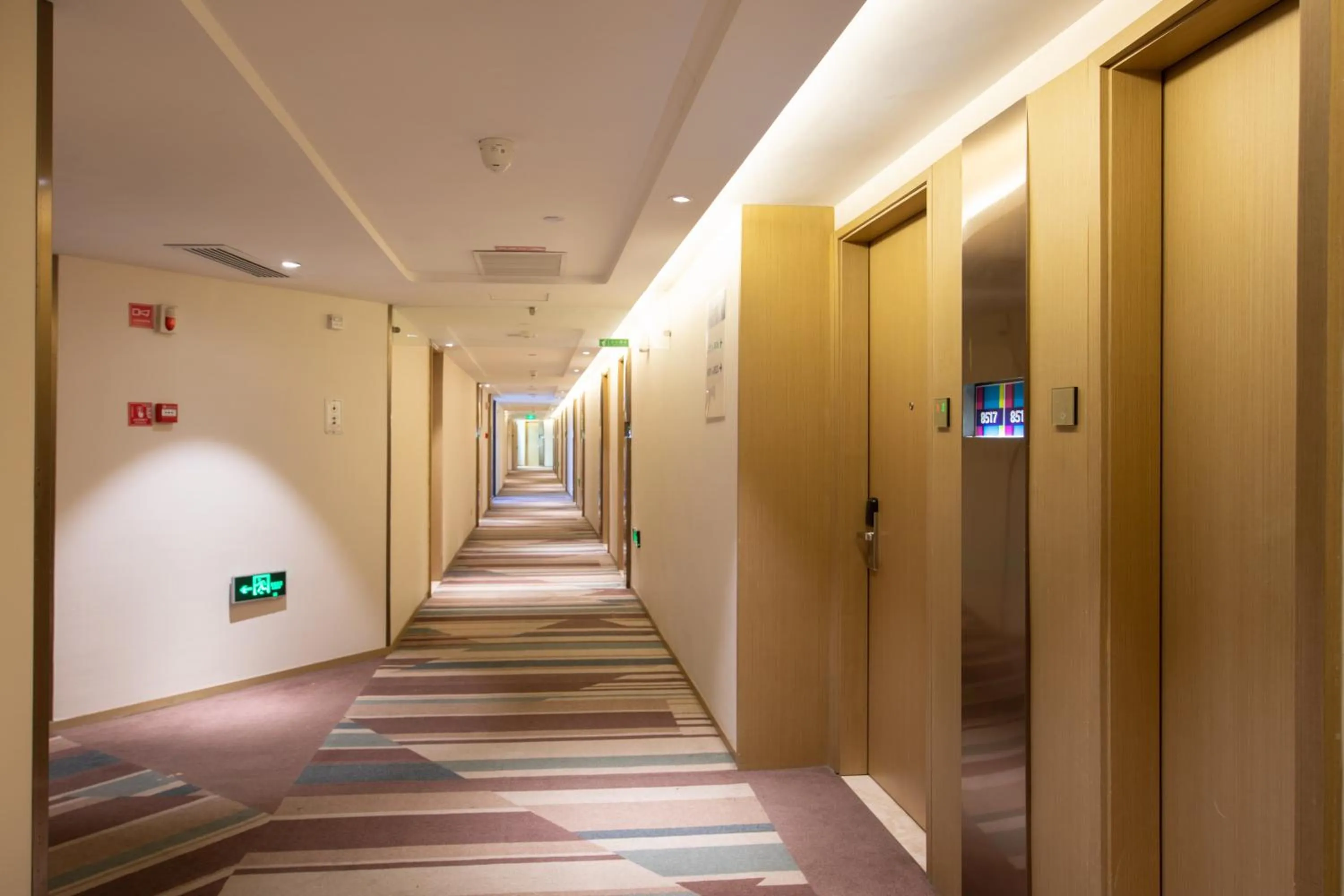 Lobby or reception in Ibis Styles XM Zhongshan Hotel