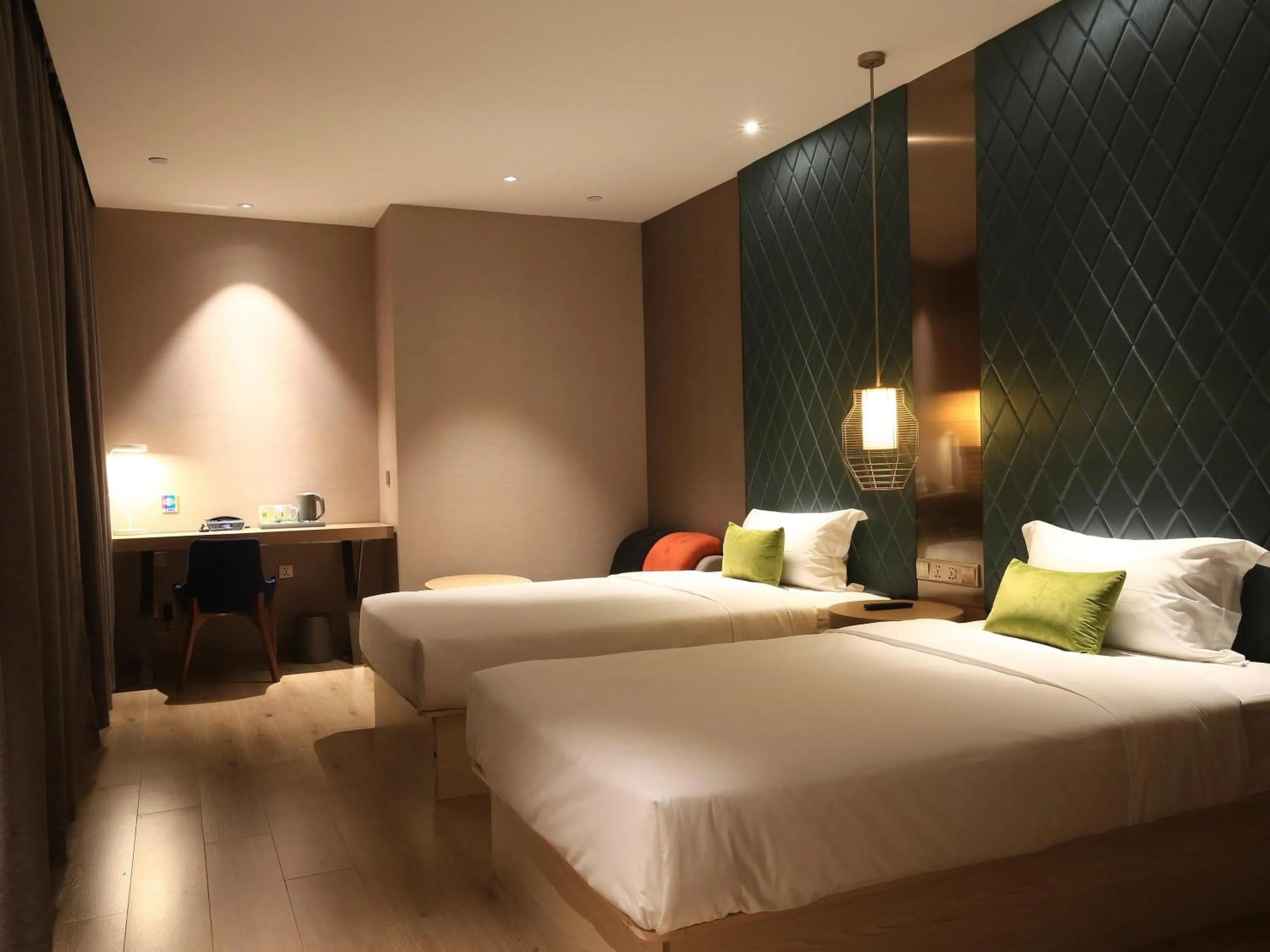 Bedroom, Bed in Ibis Styles XM Zhongshan Hotel
