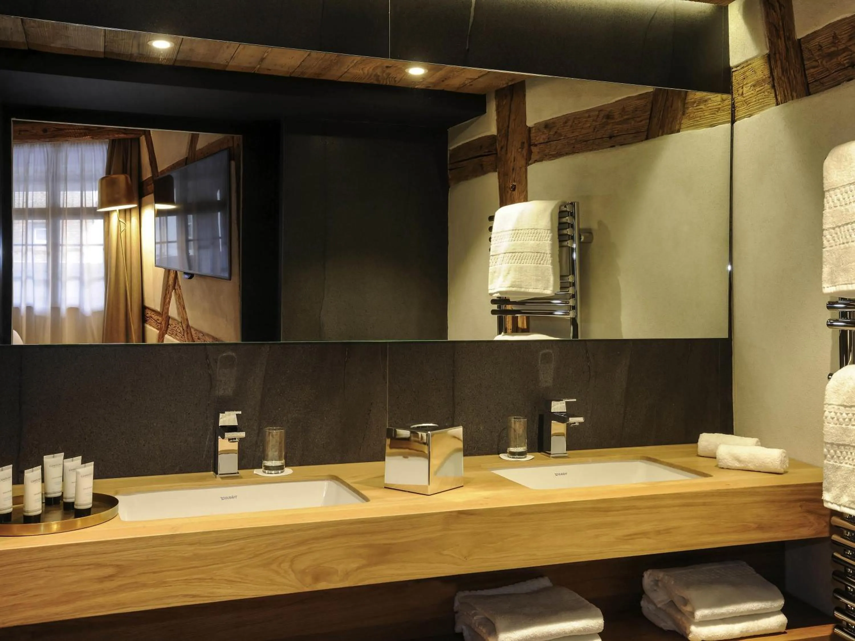 Bedroom in 5 Terres Hotel & Spa - MGallery Collection