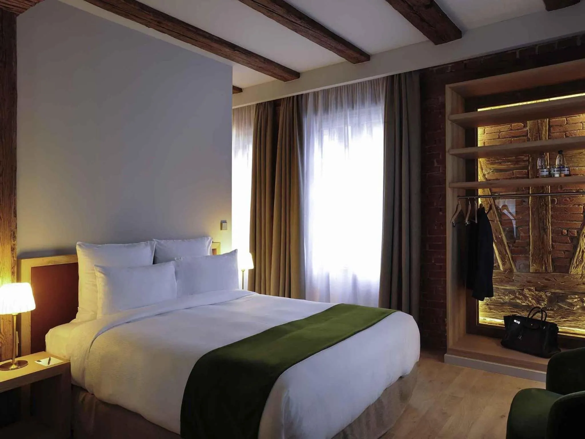 Bedroom, Bed in 5 Terres Hotel & Spa - MGallery Collection