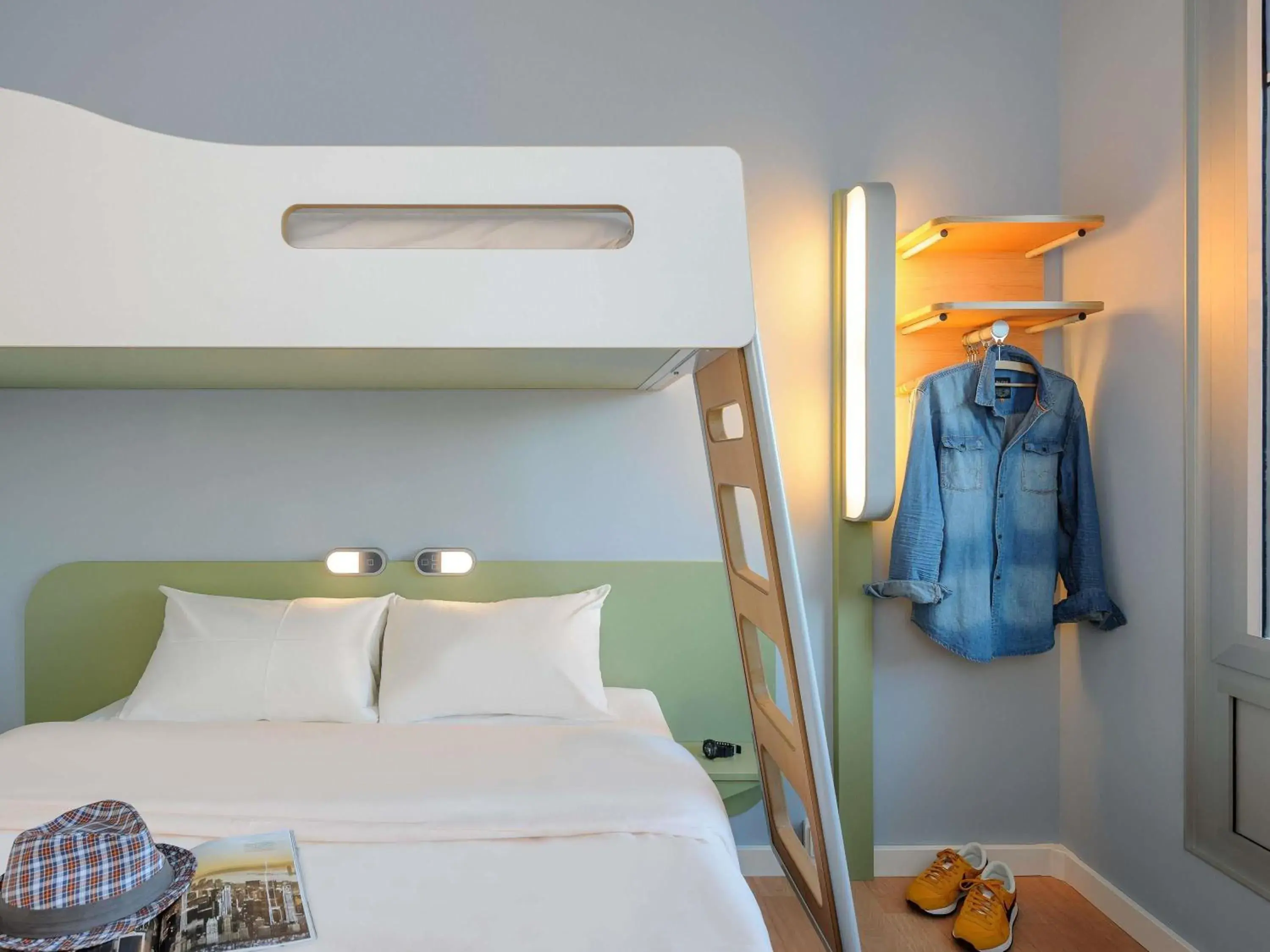 Bedroom, Bed in ibis budget Frankfurt City Ost Bedroom, Bed in ibis budget Frankfurt City Ost