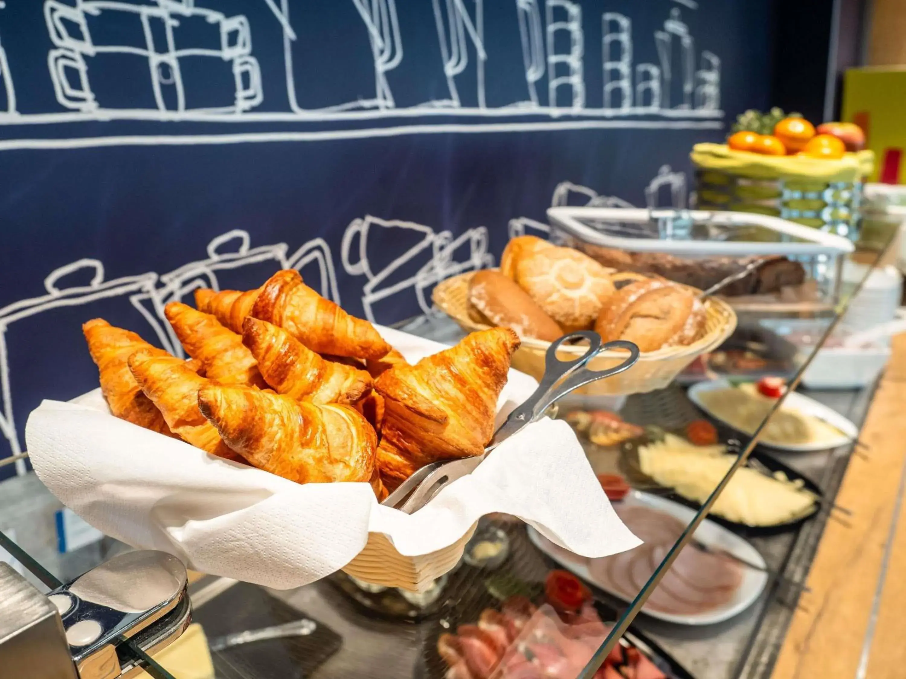 Breakfast in ibis budget Frankfurt City Ost Breakfast in ibis budget Frankfurt City Ost