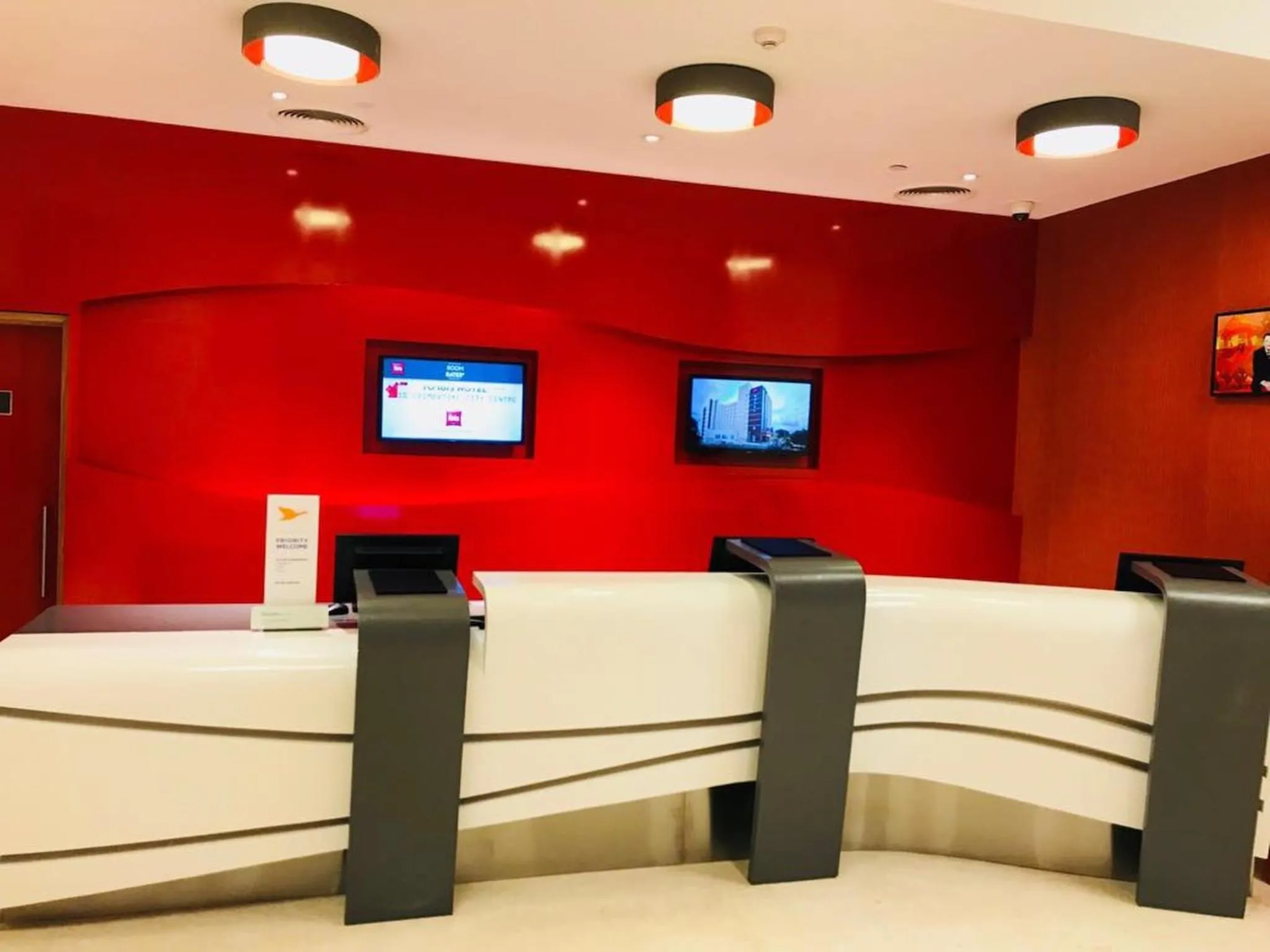 Lobby or reception in ibis Coimbatore City Centre - An Accor Brand