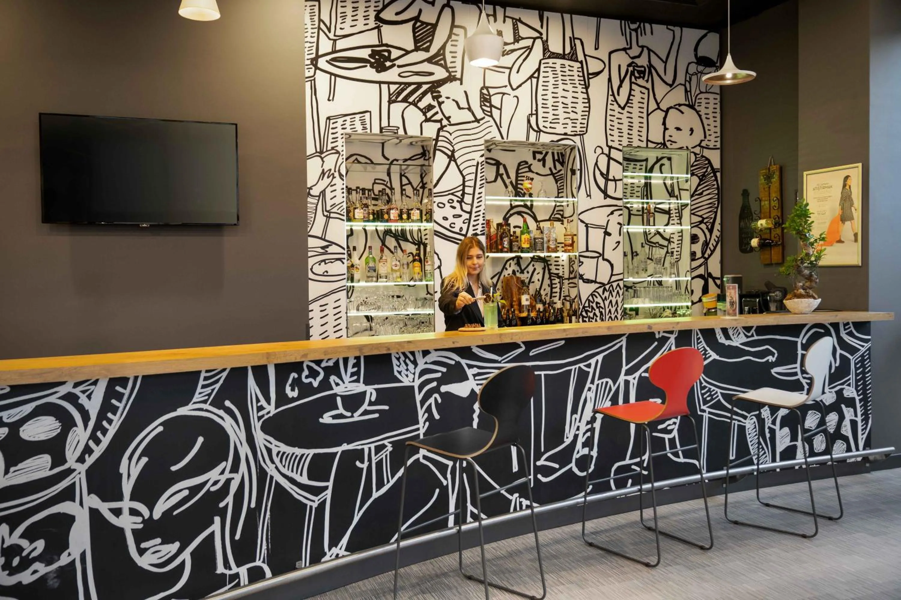 Lounge or bar in Ibis Istanbul Tuzla Hotel