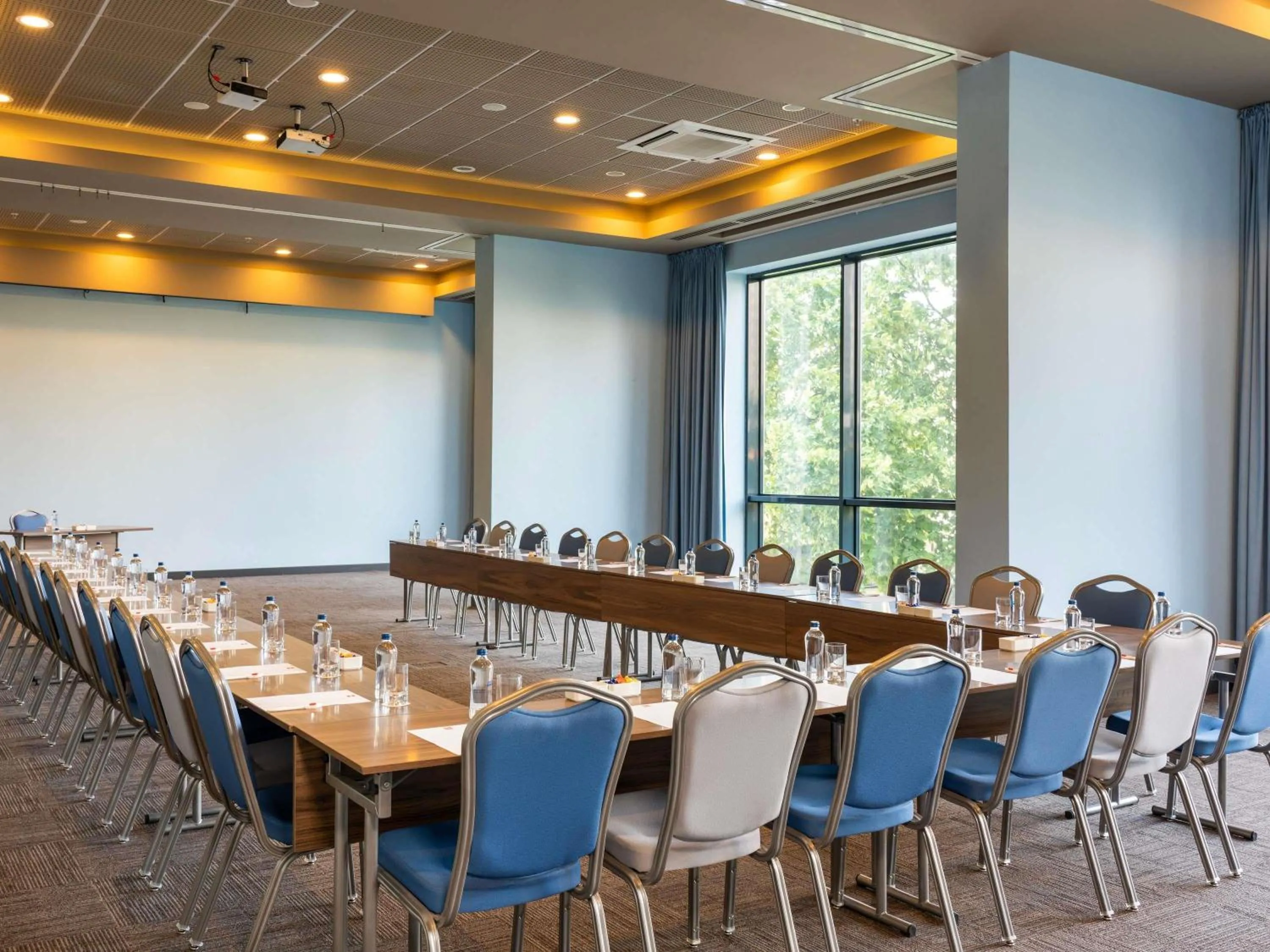 Meeting/conference room in Ibis Istanbul Tuzla Hotel