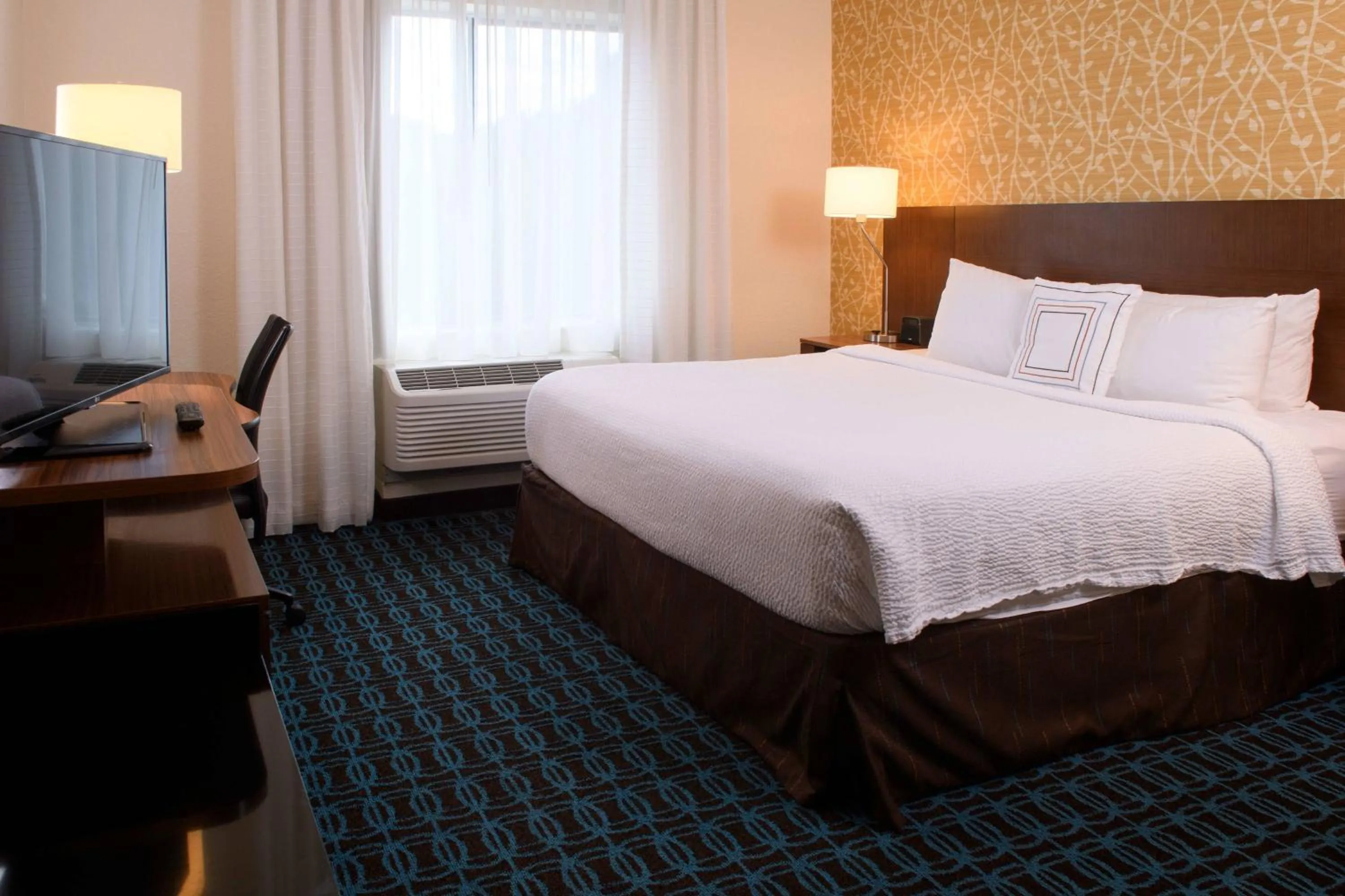 King Room in Fairfield Inn & Suites by Marriott Richmond Ashland