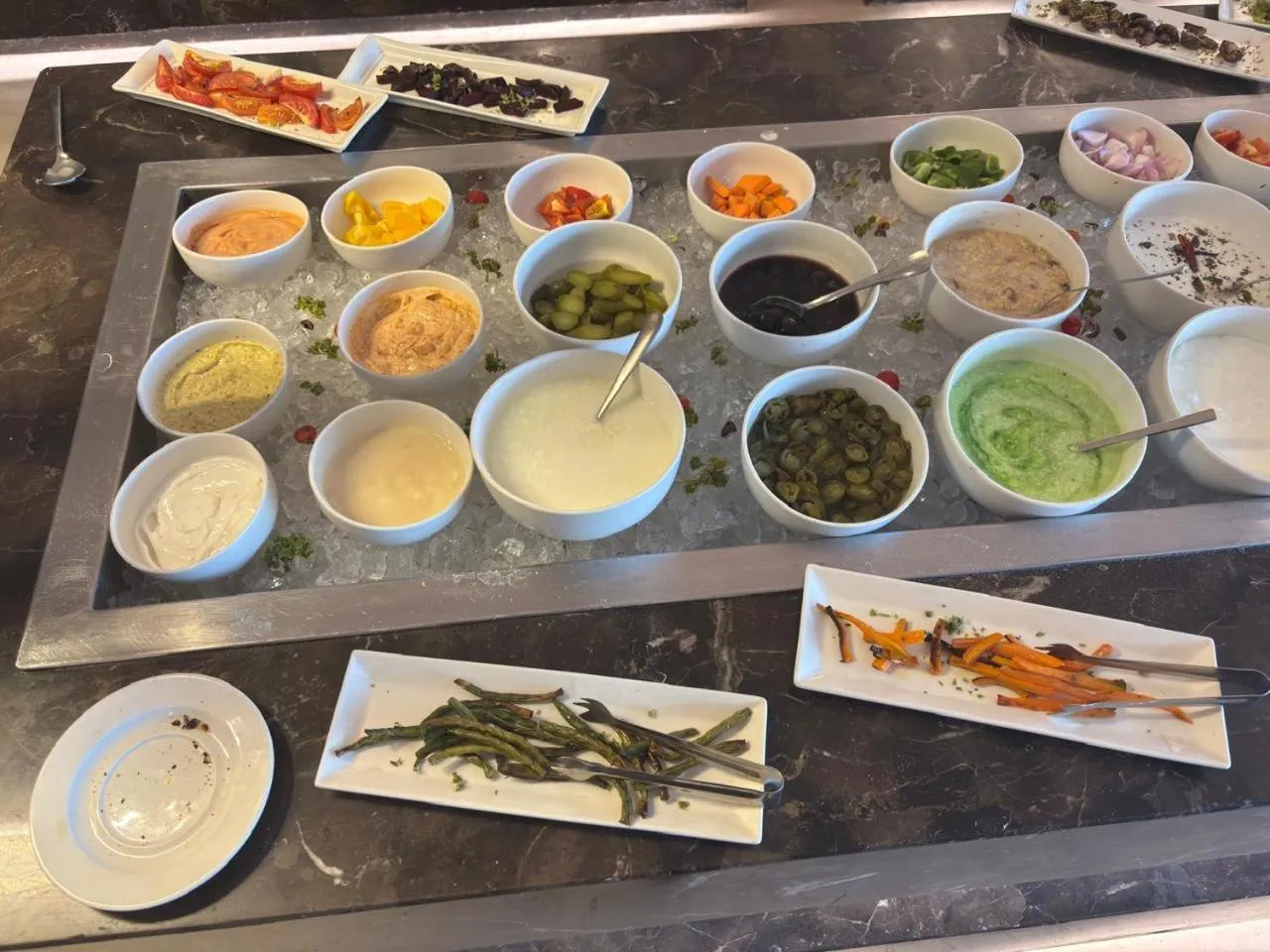 Breakfast in Fairfield by Marriott Indore