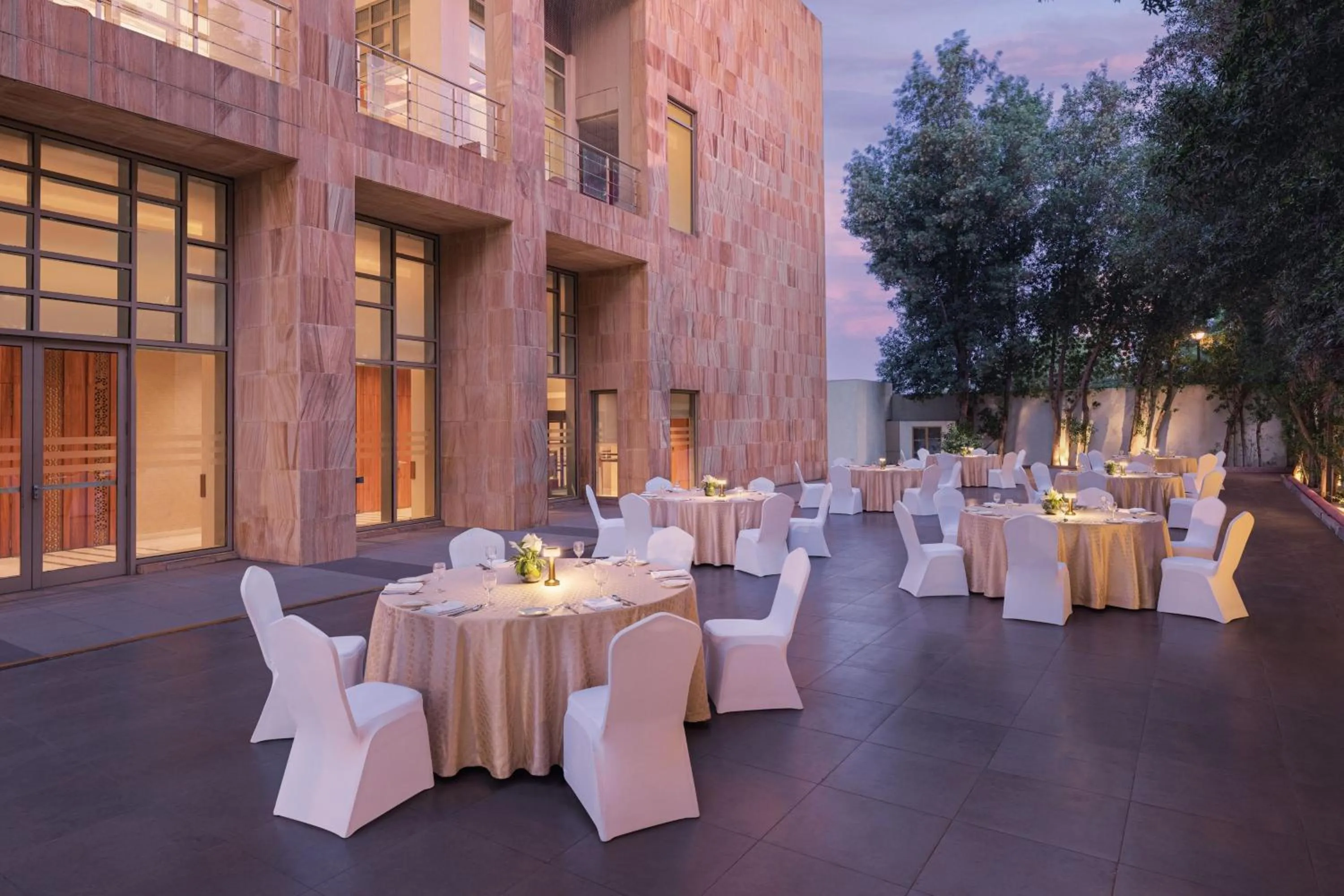 Meeting/conference room in Fairfield by Marriott Jodhpur