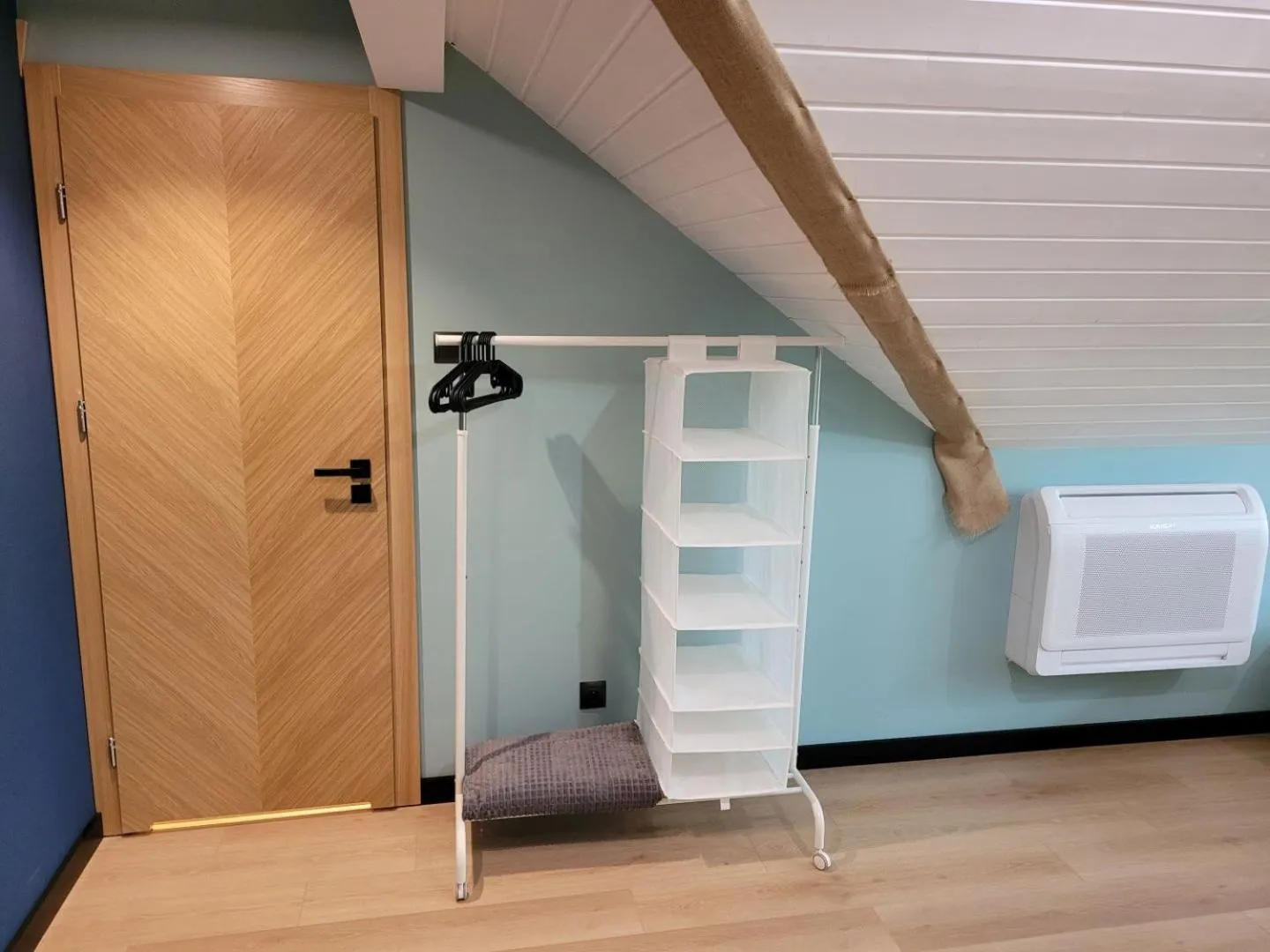 OW Krakus I - pokoje i domki