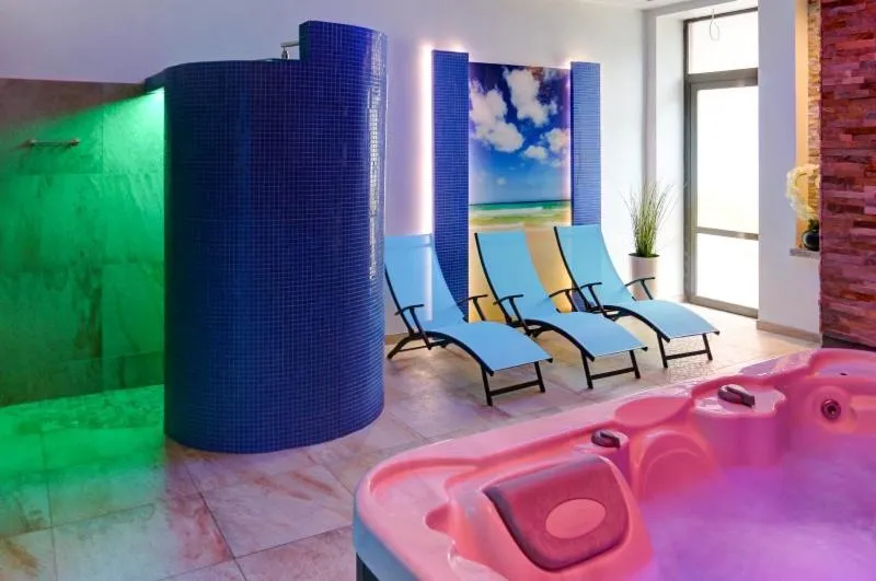 Hot Tub in OW Krakus I - pokoje i domki