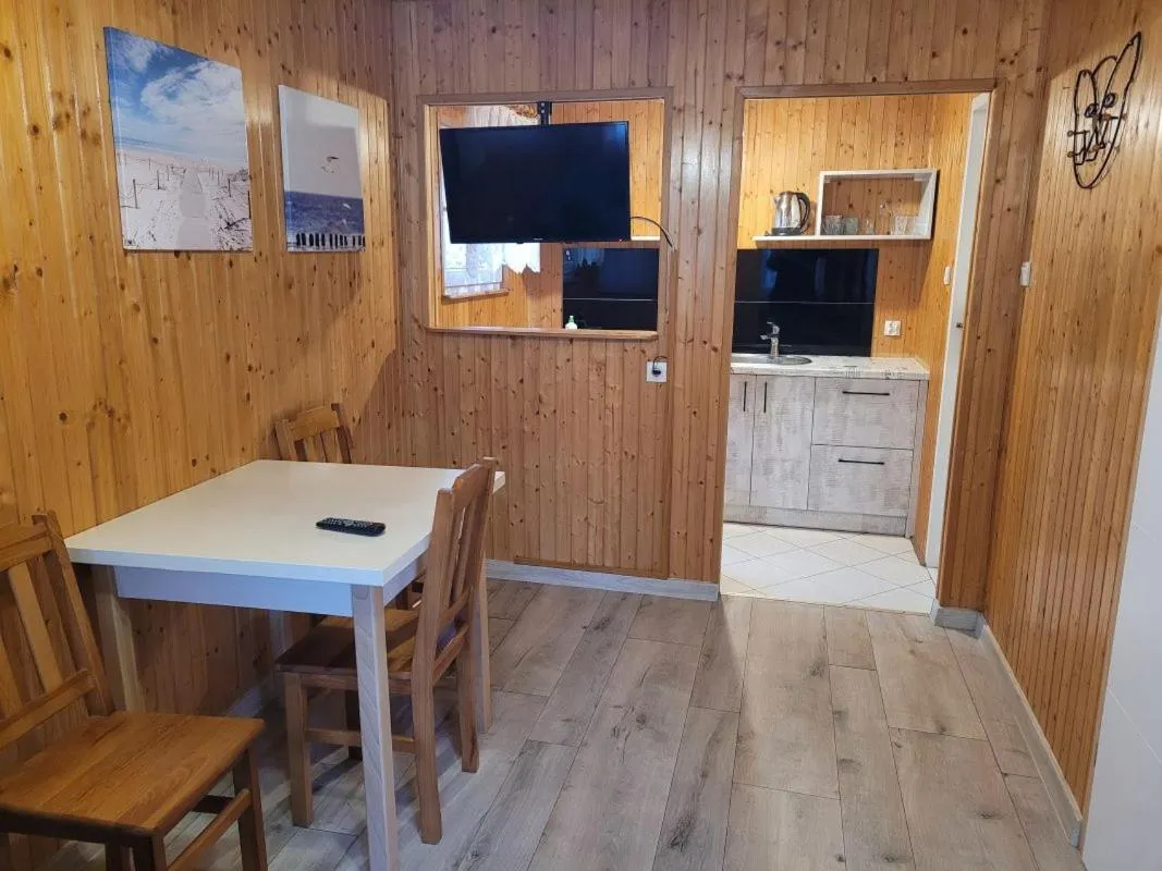 OW Krakus I - pokoje i domki