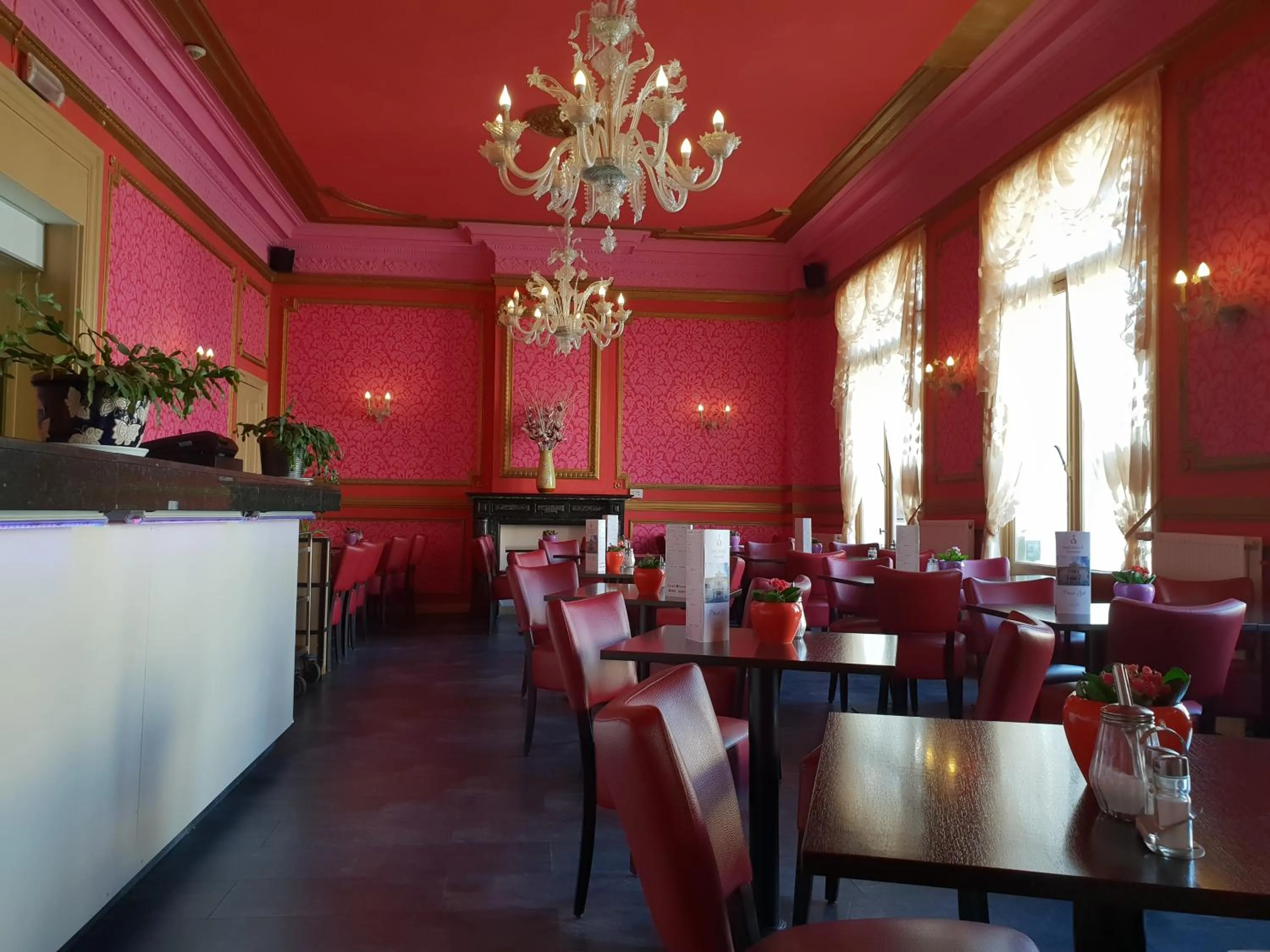Restaurant/places to eat in Hotel Albert II Oostende