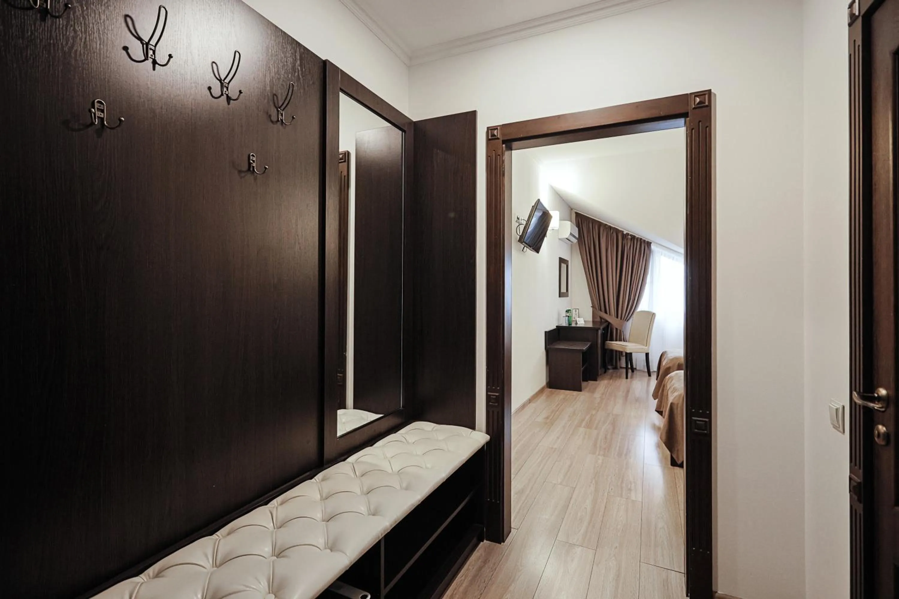 Photo of the whole room, Bed in Ferdinand