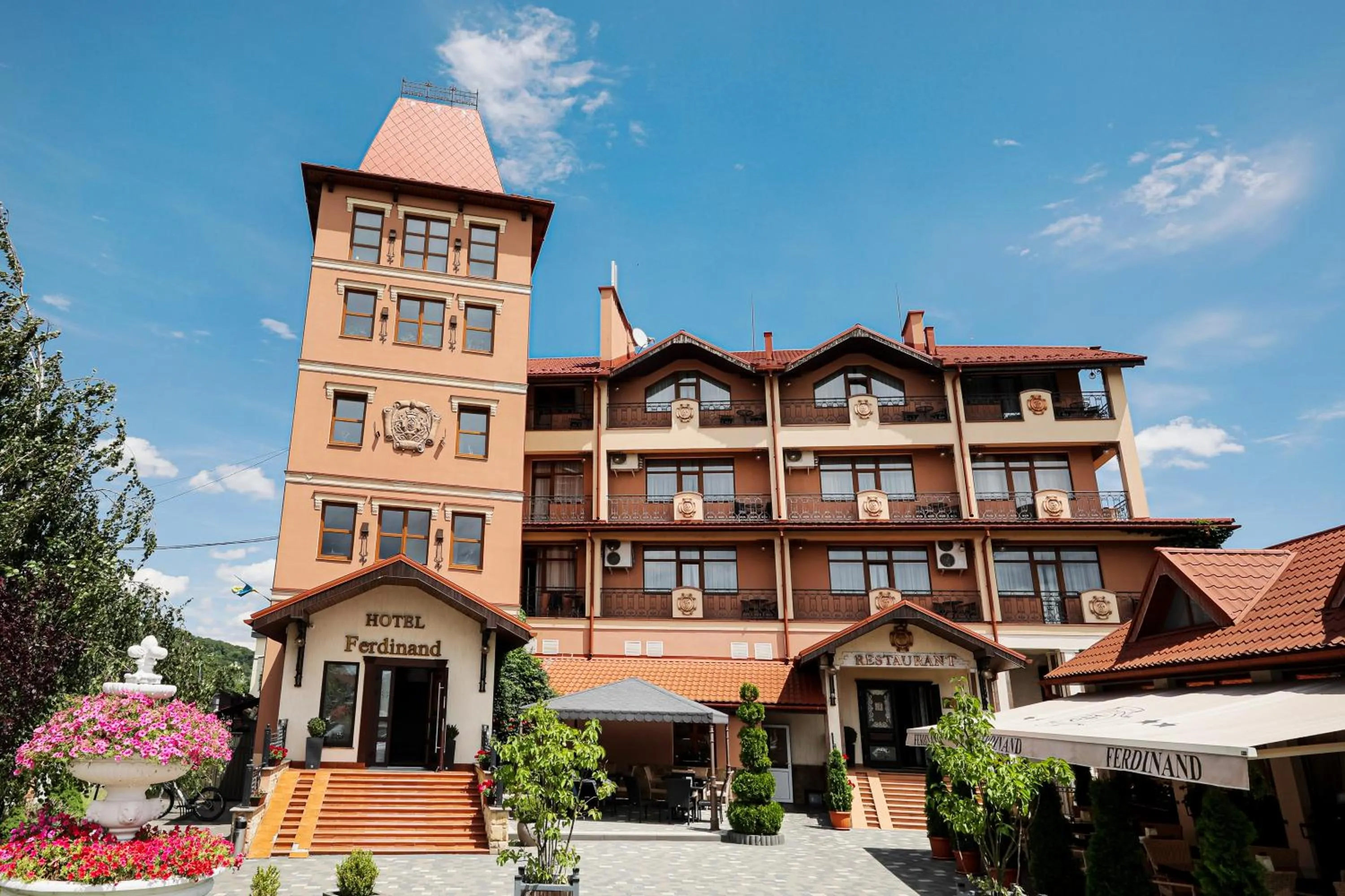 Property building in Ferdinand