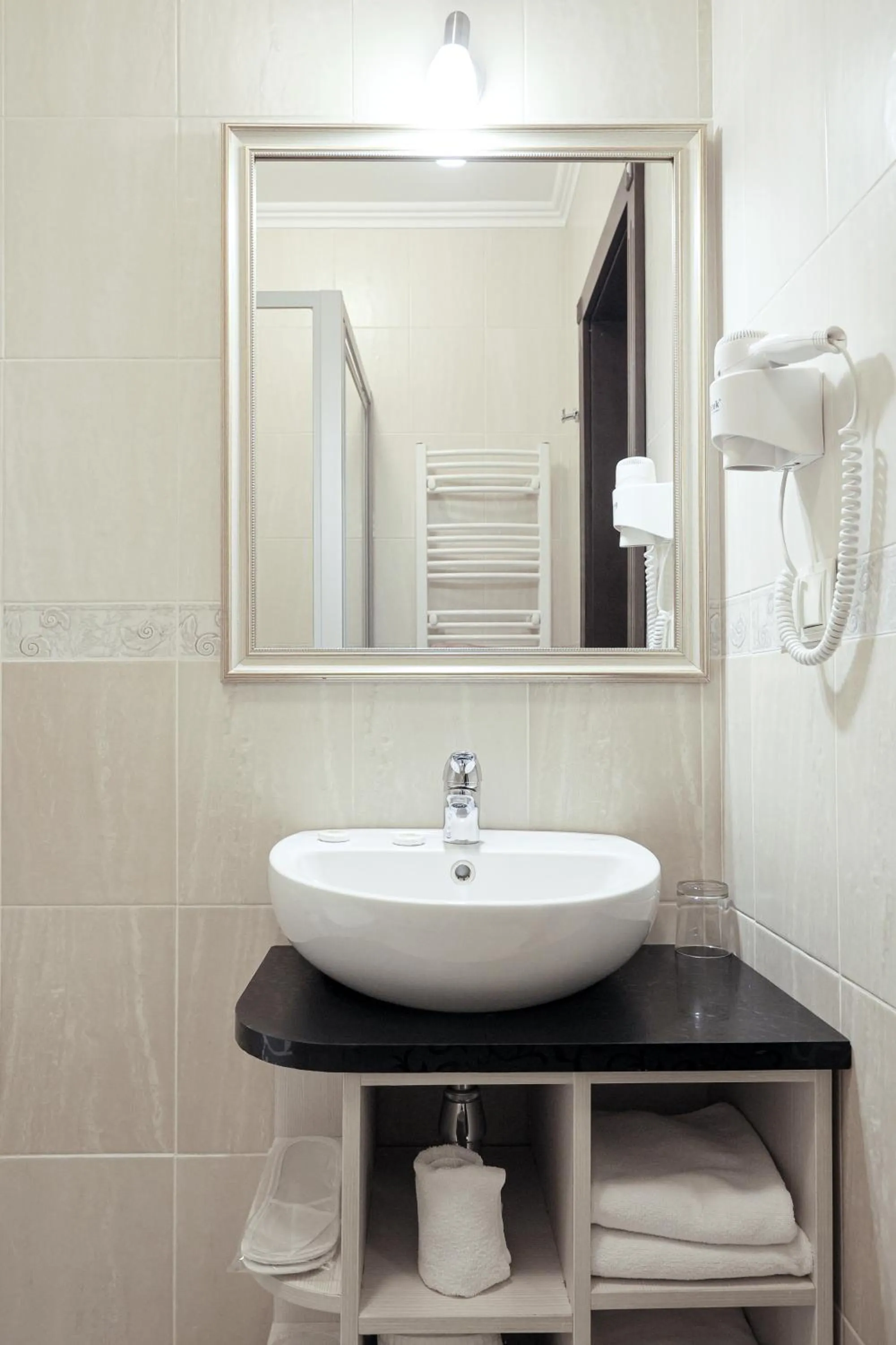 Bathroom in Ferdinand