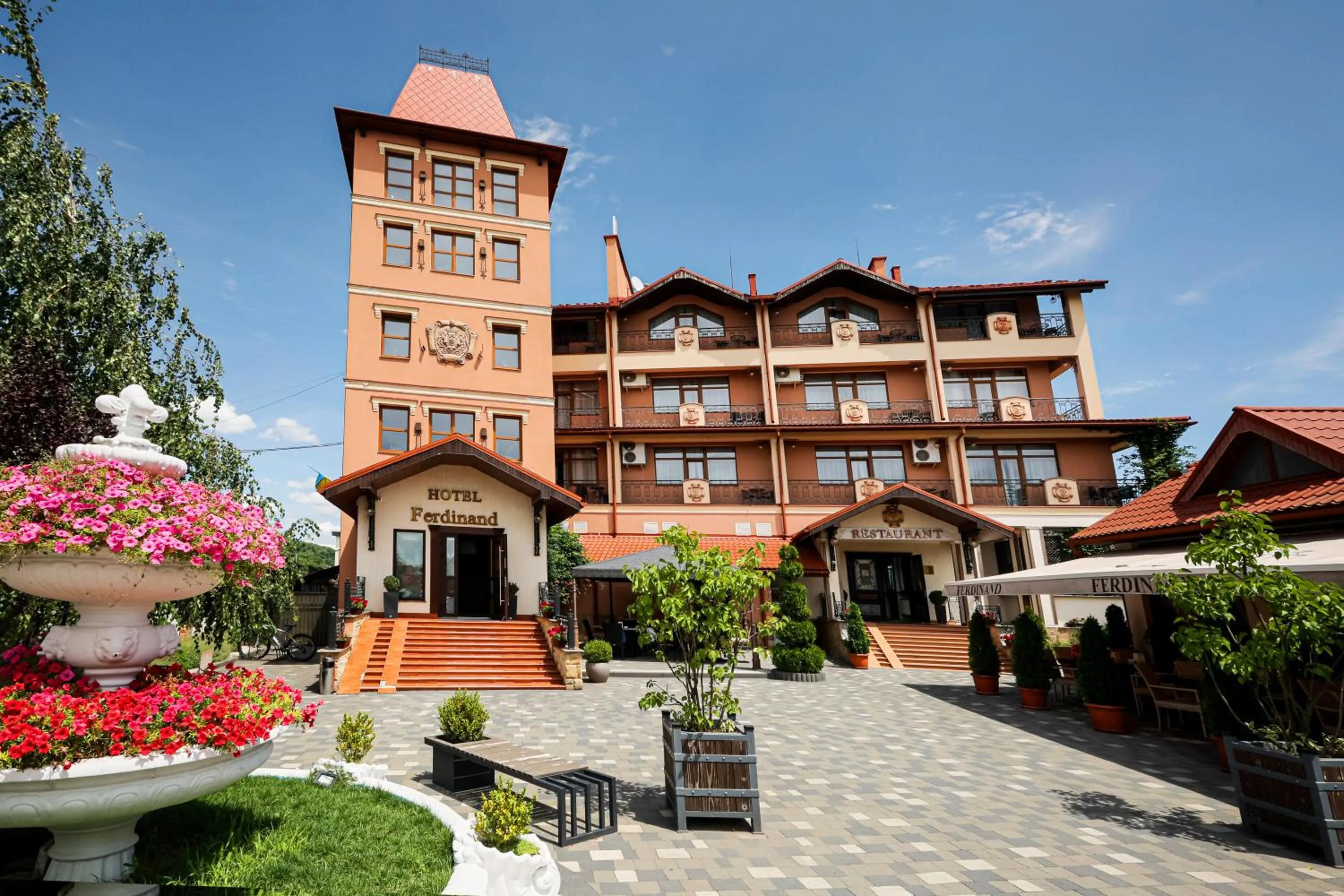 Property building in Ferdinand