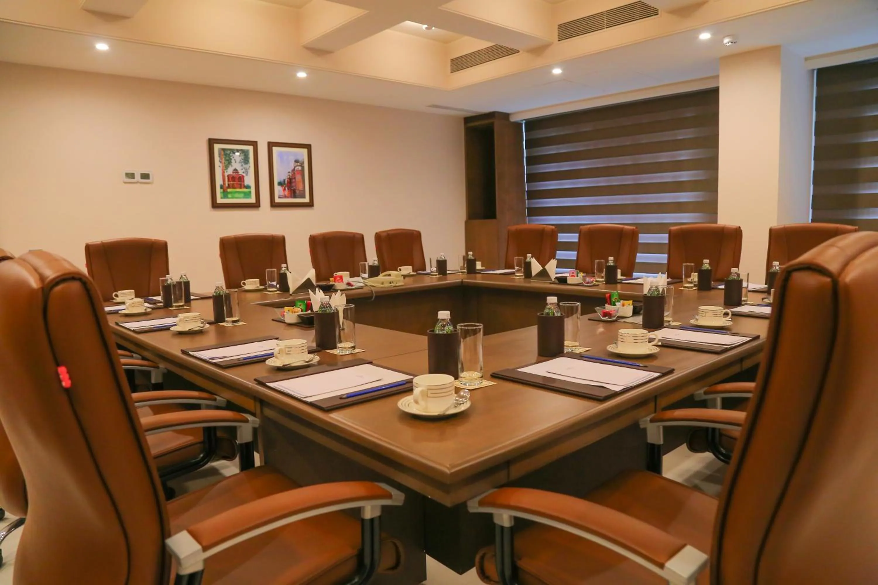 Banquet/Function facilities in Efcee Sarovar Premiere Bhavnagar