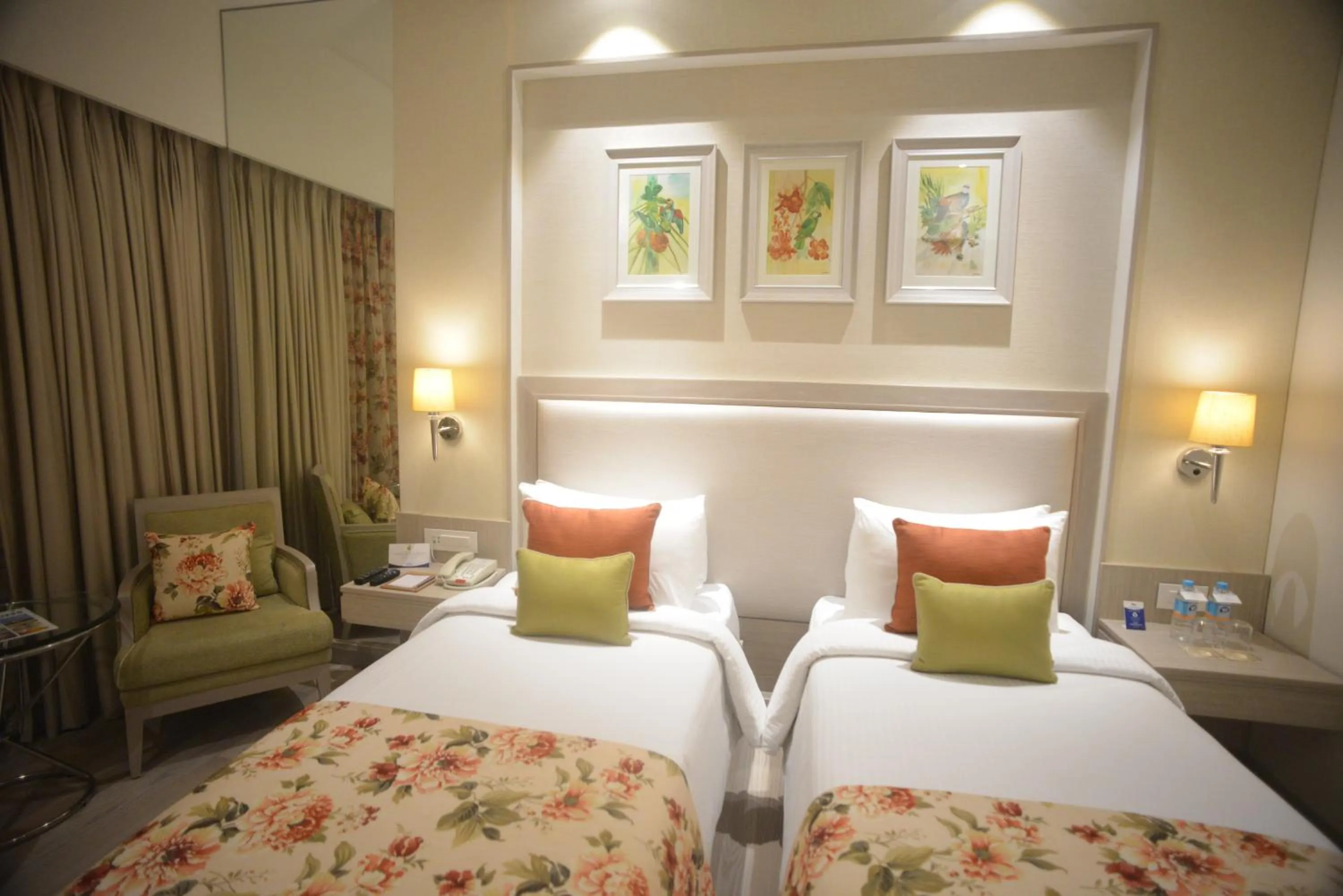 Bedroom, Bed in Efcee Sarovar Premiere Bhavnagar