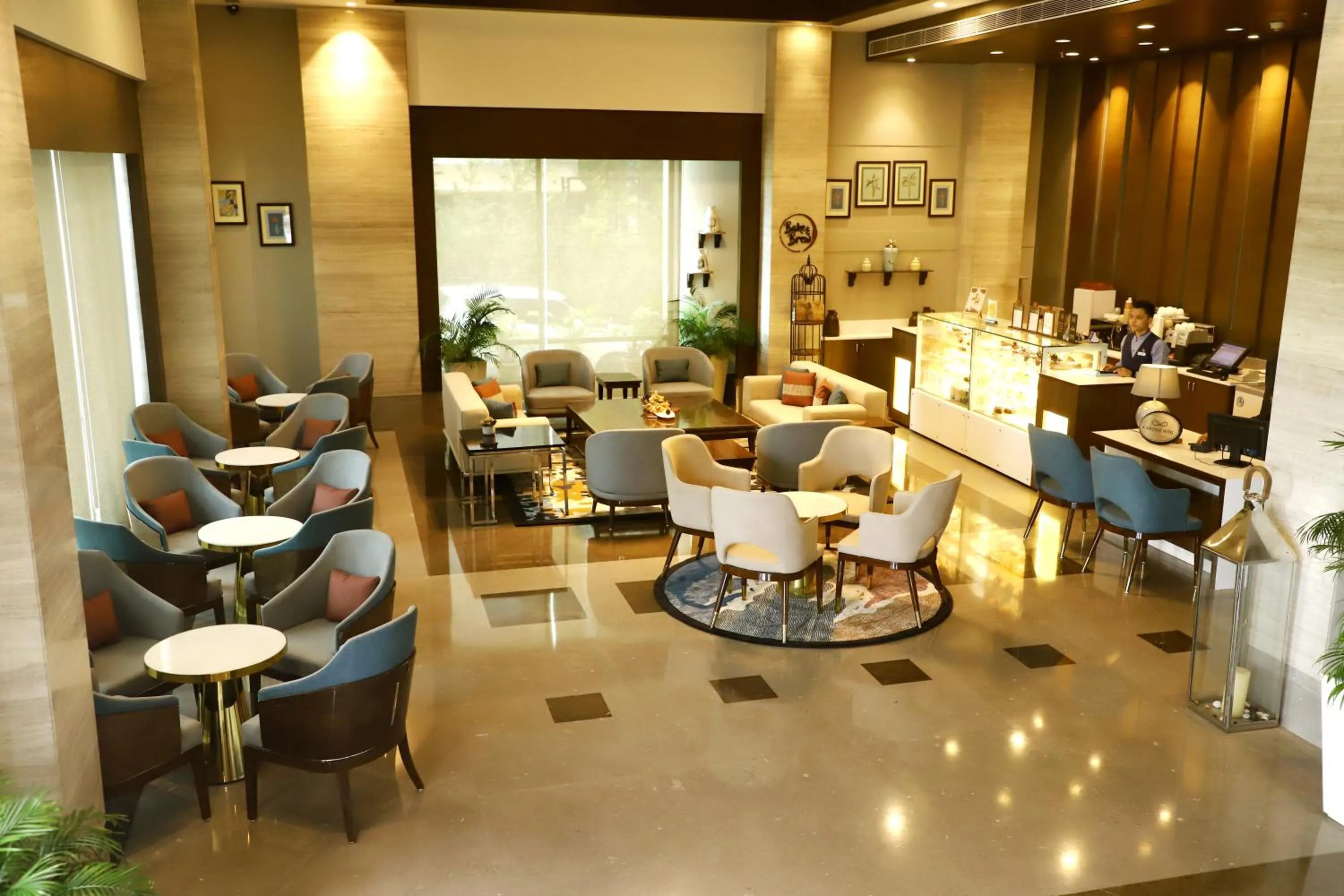 Lobby or reception in Efcee Sarovar Premiere Bhavnagar