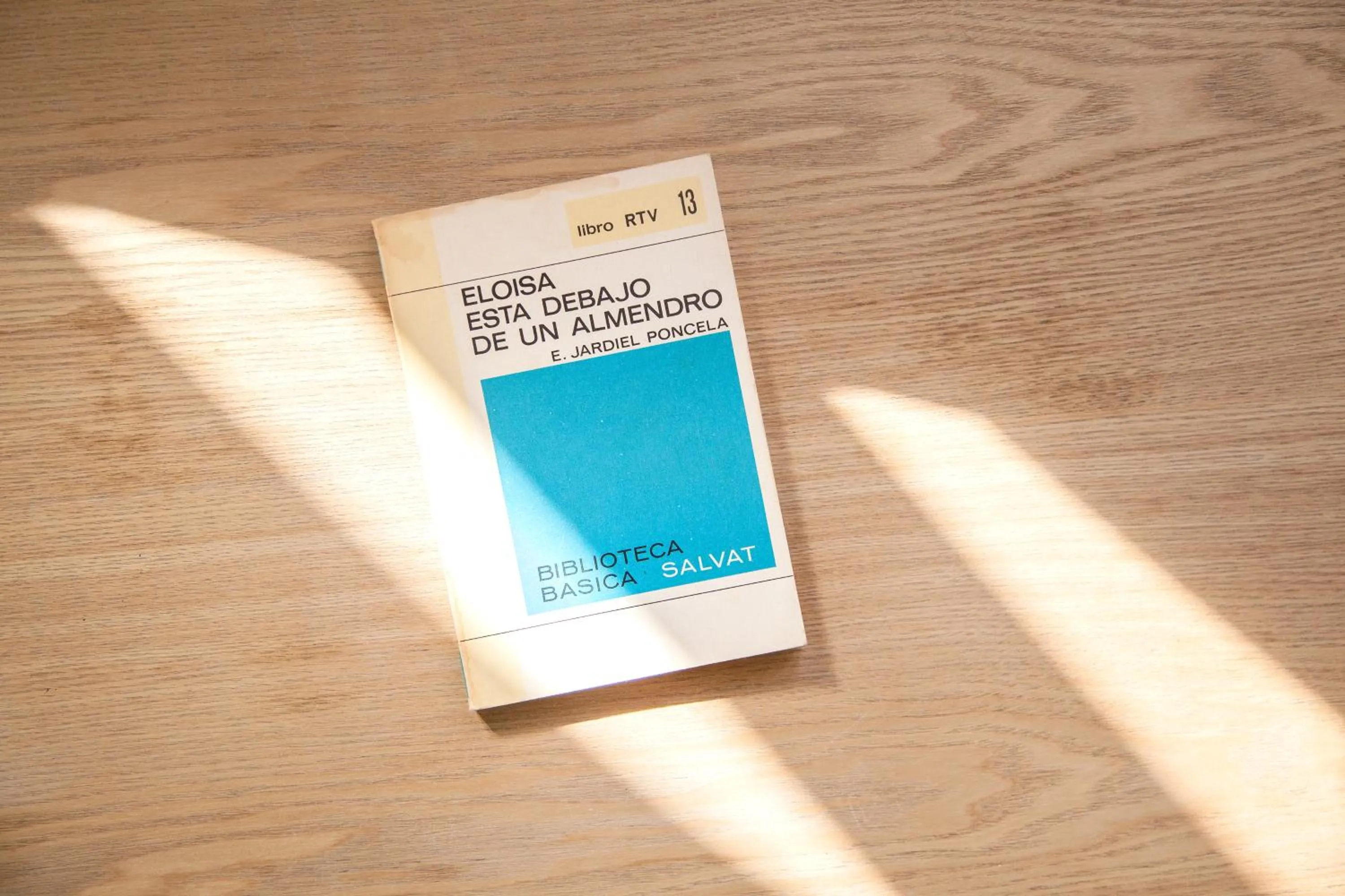 Decorative detail in Lukanda Arenal