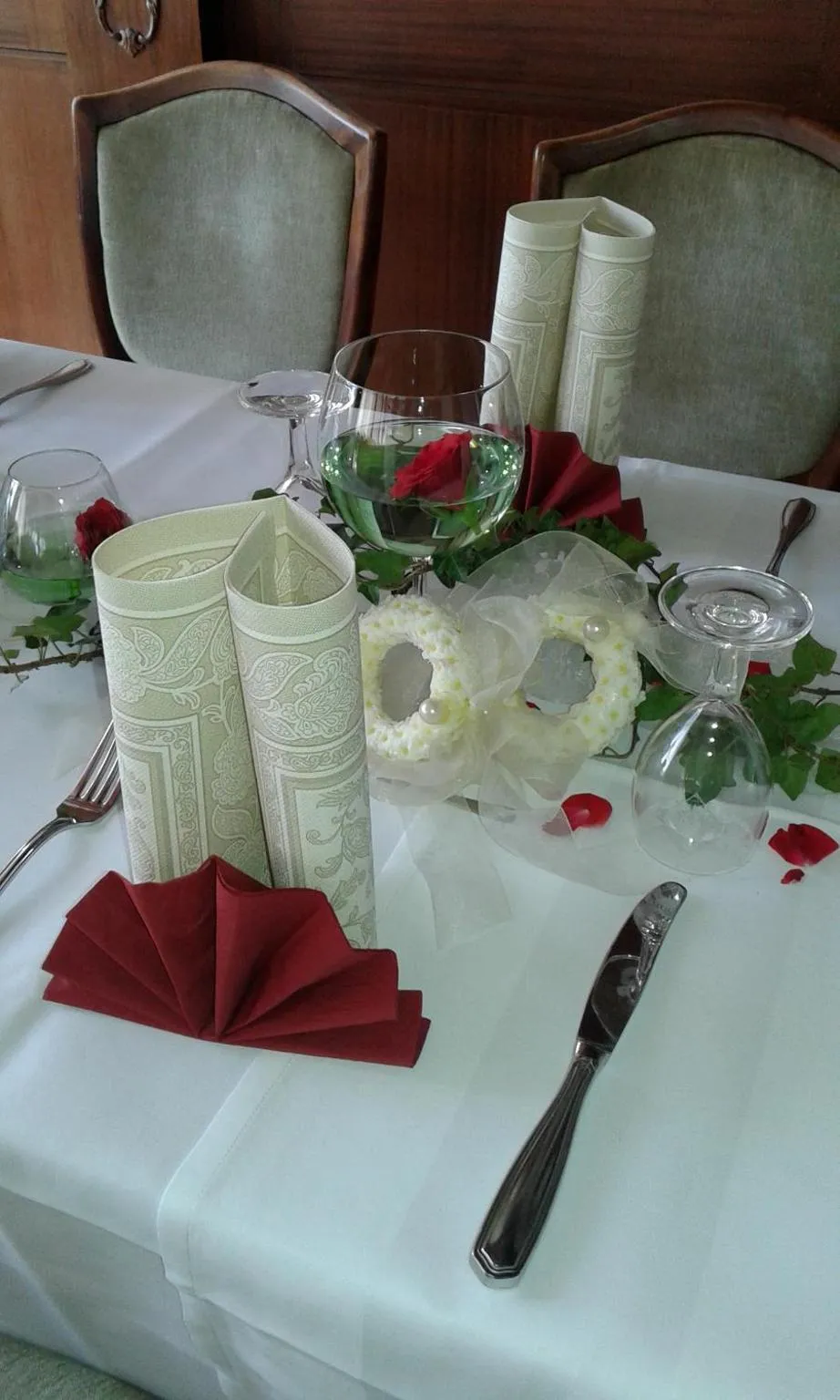 Restaurant/places to eat in Hotel-Cafe Rathaus