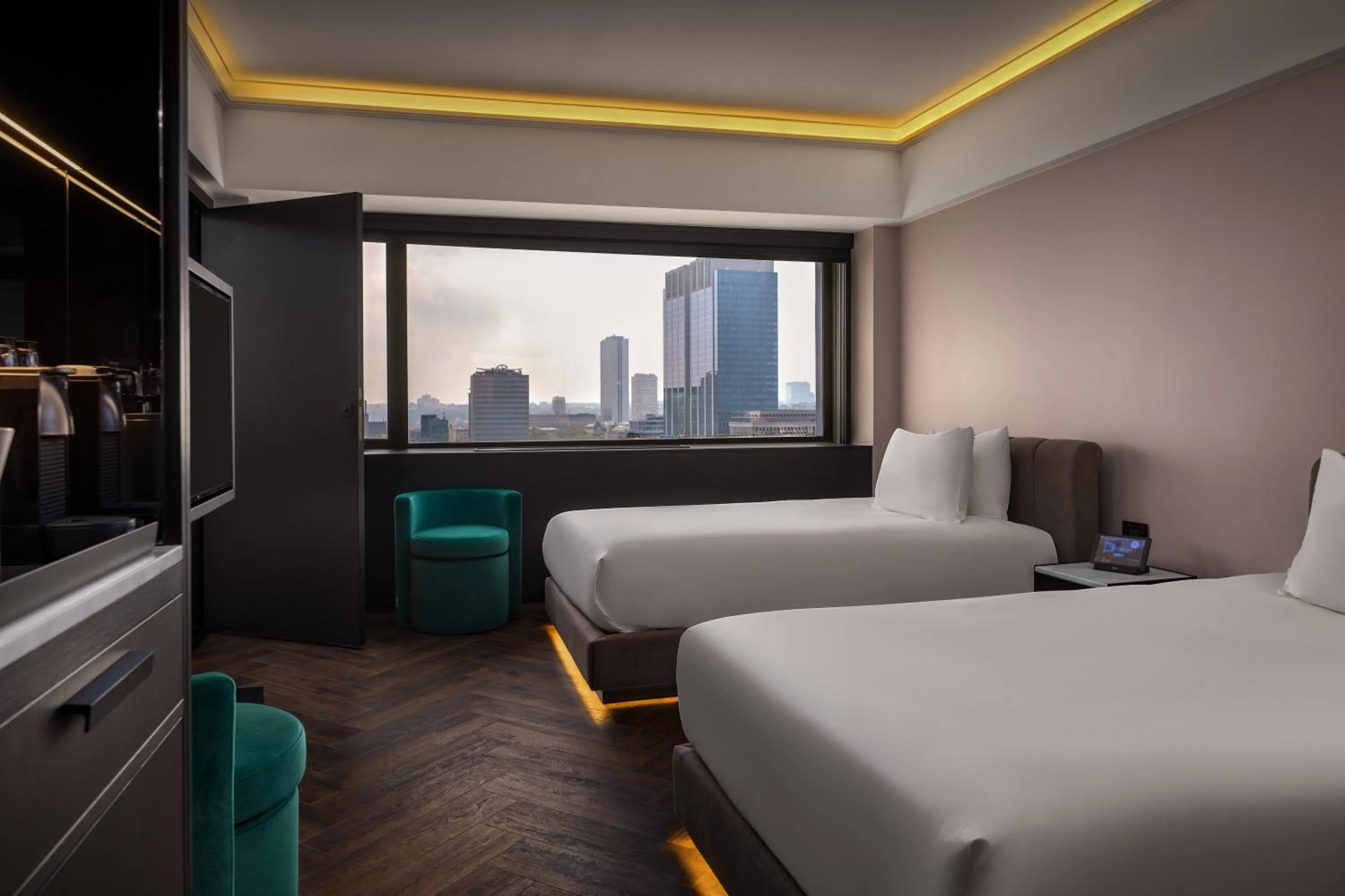 Bed in Cardo Brussels, Autograph Collection