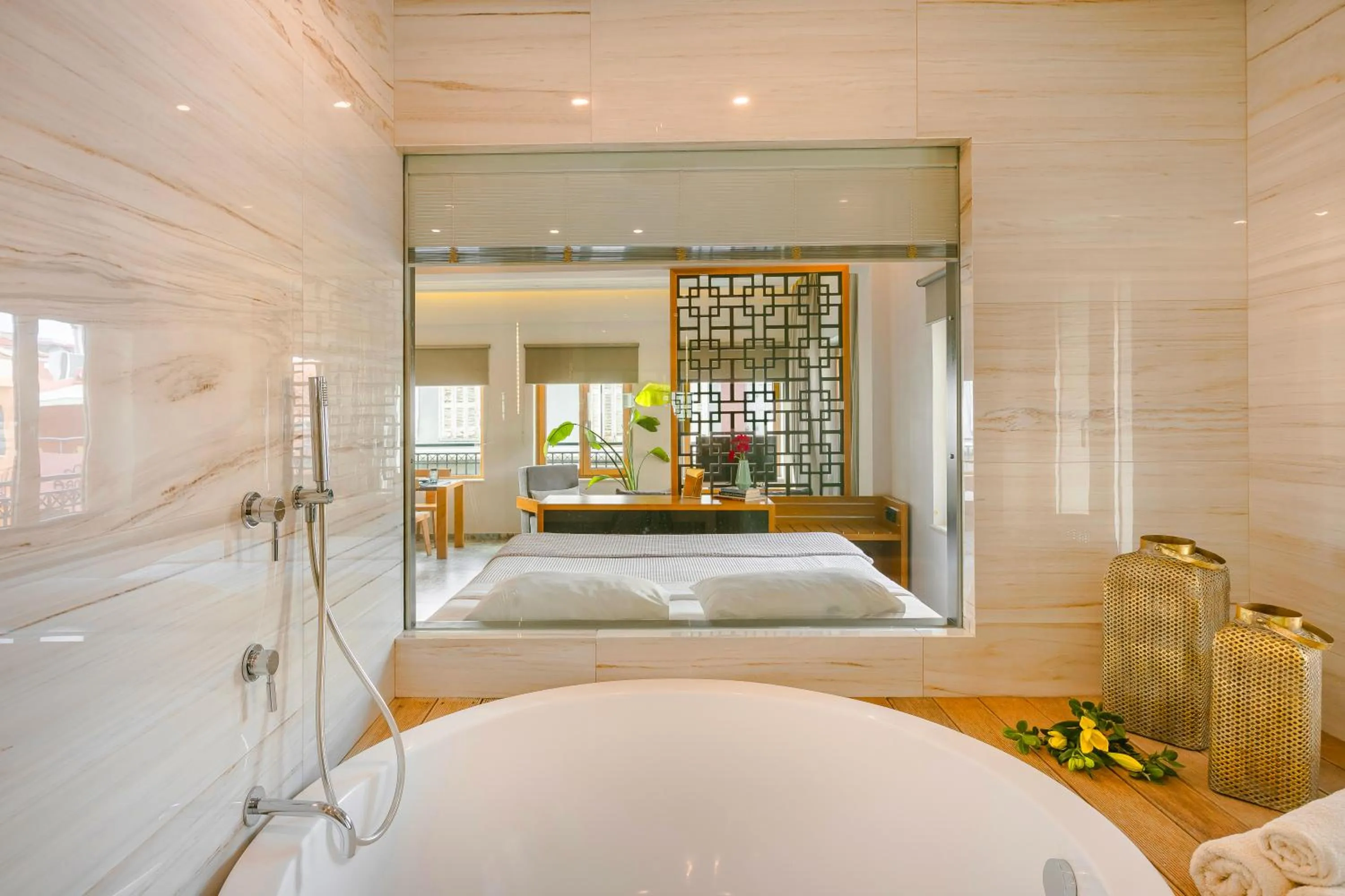 Bathroom, Bed in Querini Luxury Suites